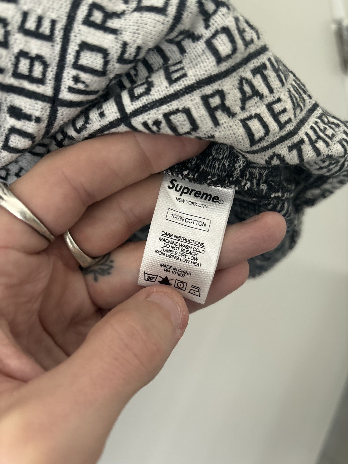 Supreme Supreme “Rather be dead” knit jacquard short sleeve shirt. Size US M / EU 48-50 / 2 - 5 Thumbnail