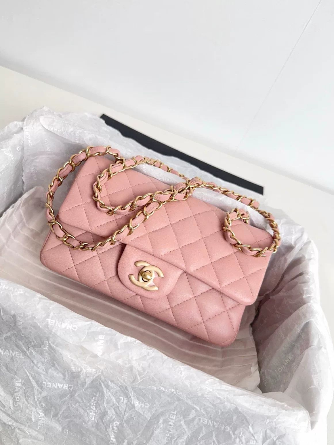 Chanel Pre-loved Bag Very good condition Size ONE SIZE - 1 Thumbnail
