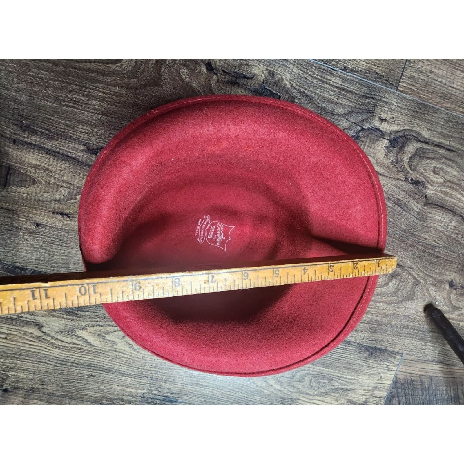 FELT VINTAGE Bollman 1960s Red Wool Womens Hat with Feathers One Size Size ONE SIZE - 3 Thumbnail