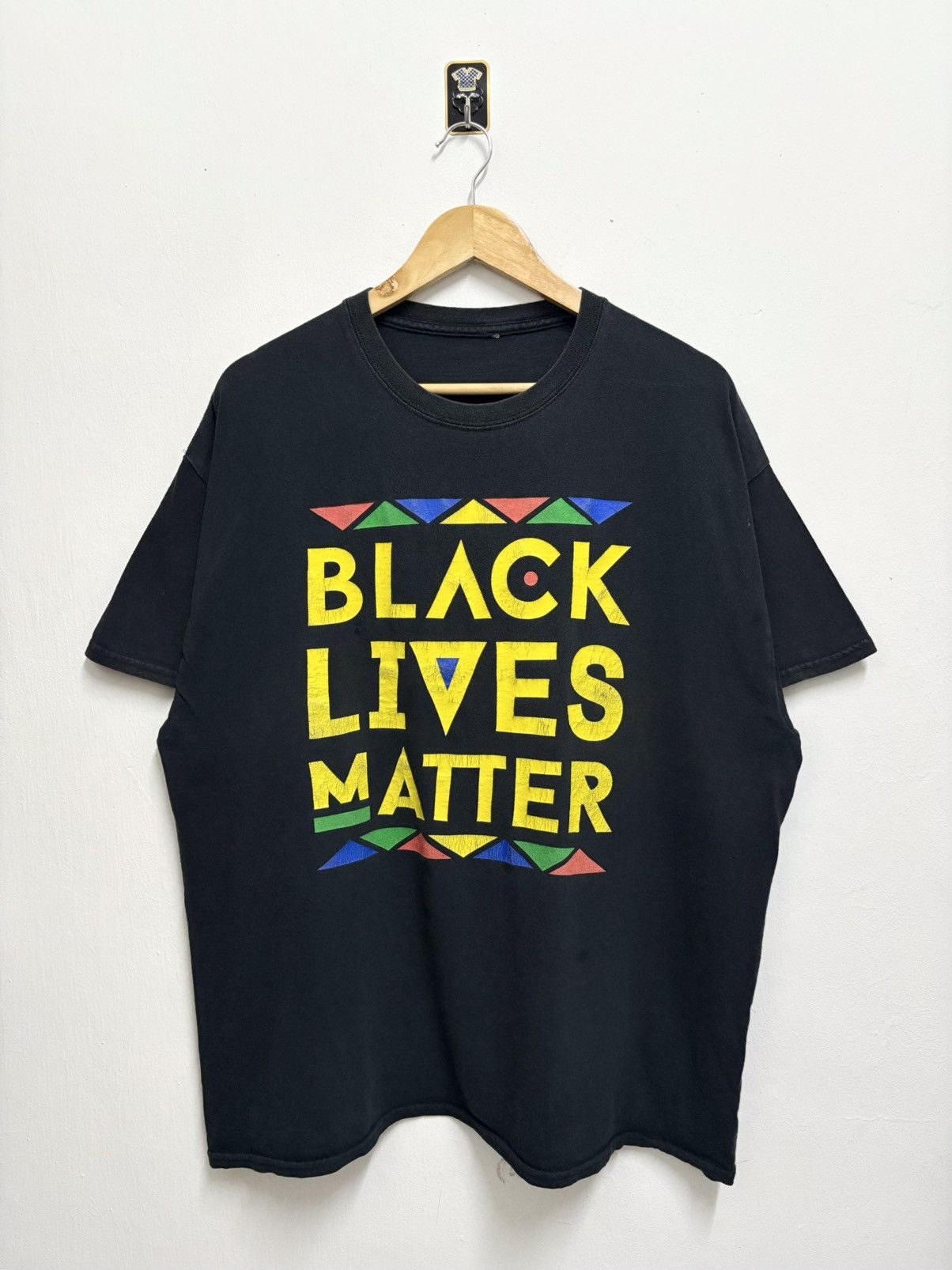 Vintage 2000's Black Lives Matter Malcolm X T-Shirt Size US XL / EU 56 / 4 - 1 Thumbnail