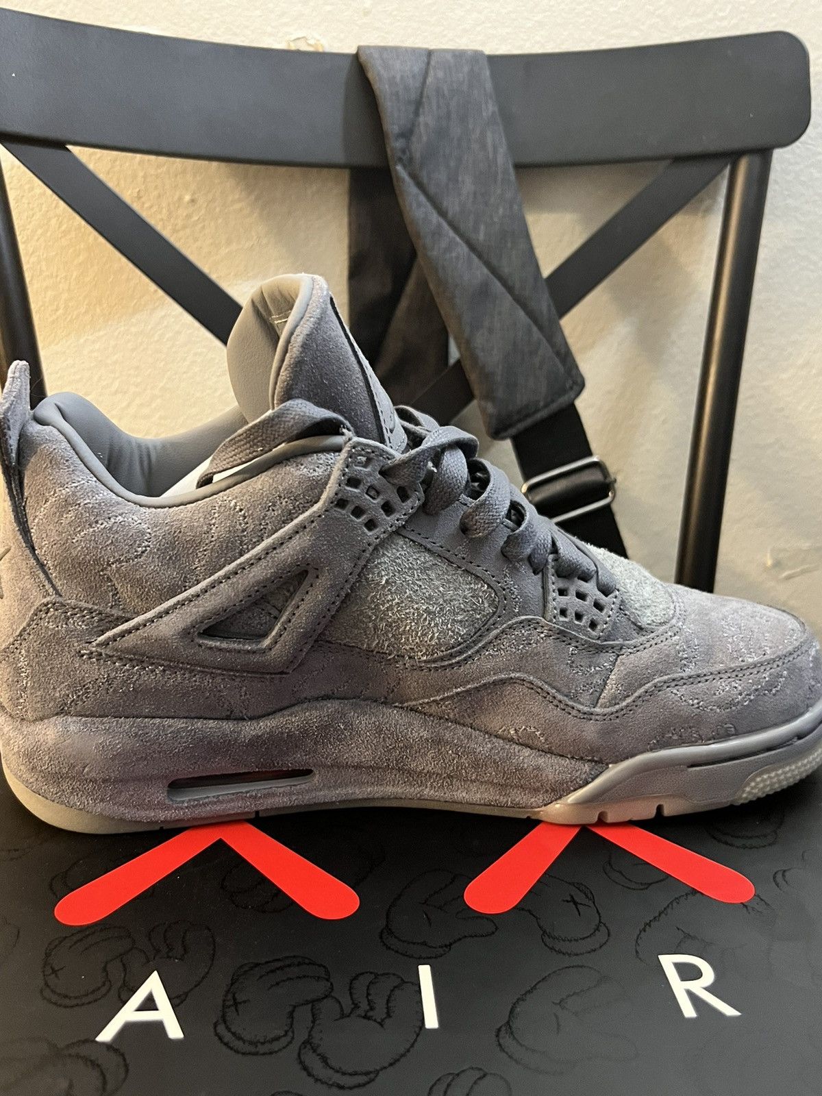 Jordan Brand × Kaws Air Jordan 4 retro KAWS Size US 8 / EU 41 - 6 Thumbnail