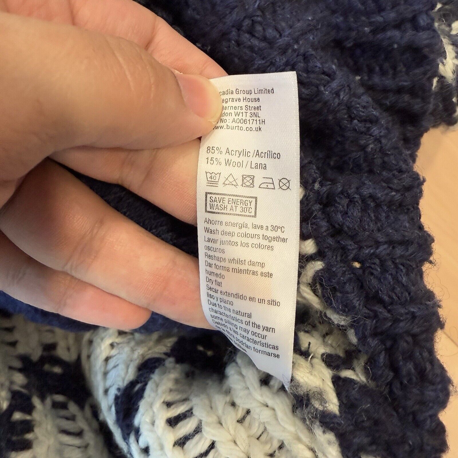 Burton Burton London Cardigan Large Blue Wool Toggle Cowichan Heavy Size US L / EU 52-54 / 3 - 8 Thumbnail