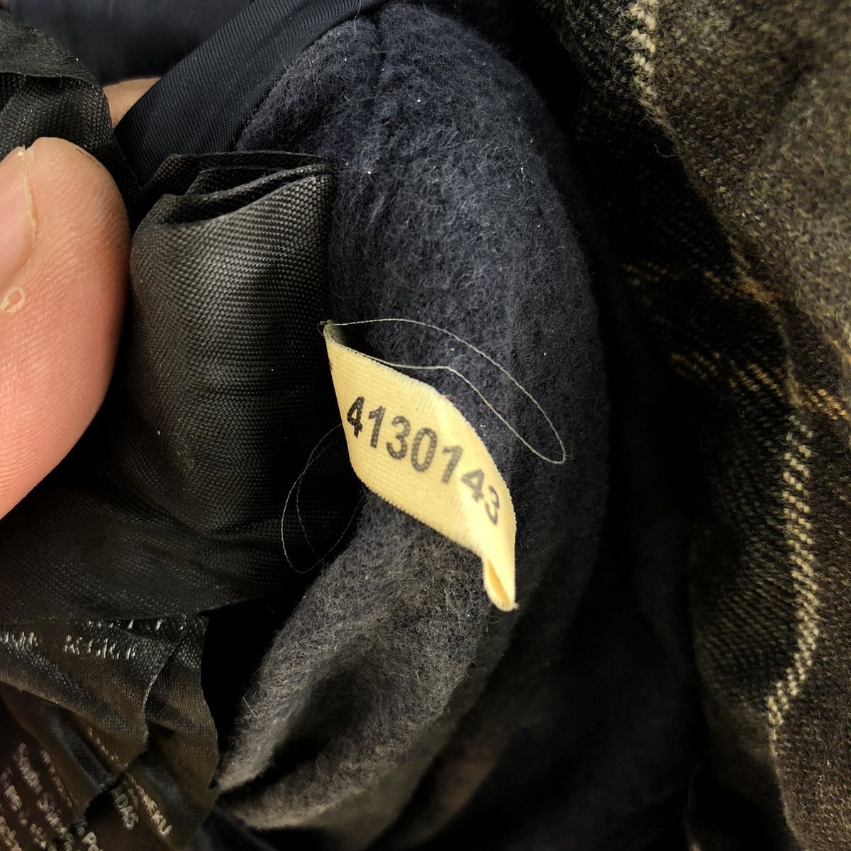Barbour Vintage Y2K Barbour Classic Tartan Quilted Jacket Size US L / EU 52-54 / 3 - 17 Thumbnail
