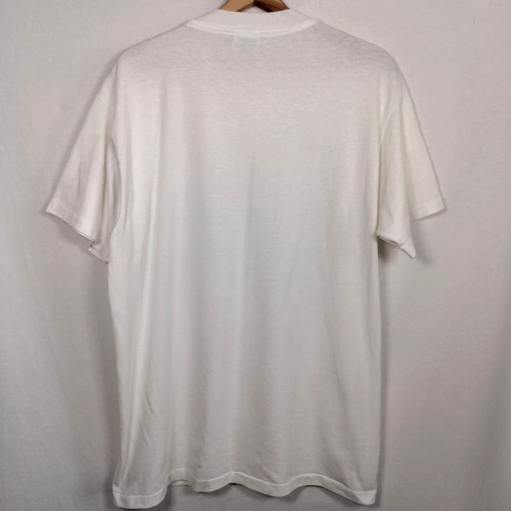 Hanes VINTAGE Hanes Blue Crab T-Shirt Men Large Short Sleeve Cotton Blend White Beach Sea Ocean Life Size US L / EU 52-54 / 3 - 3 Thumbnail