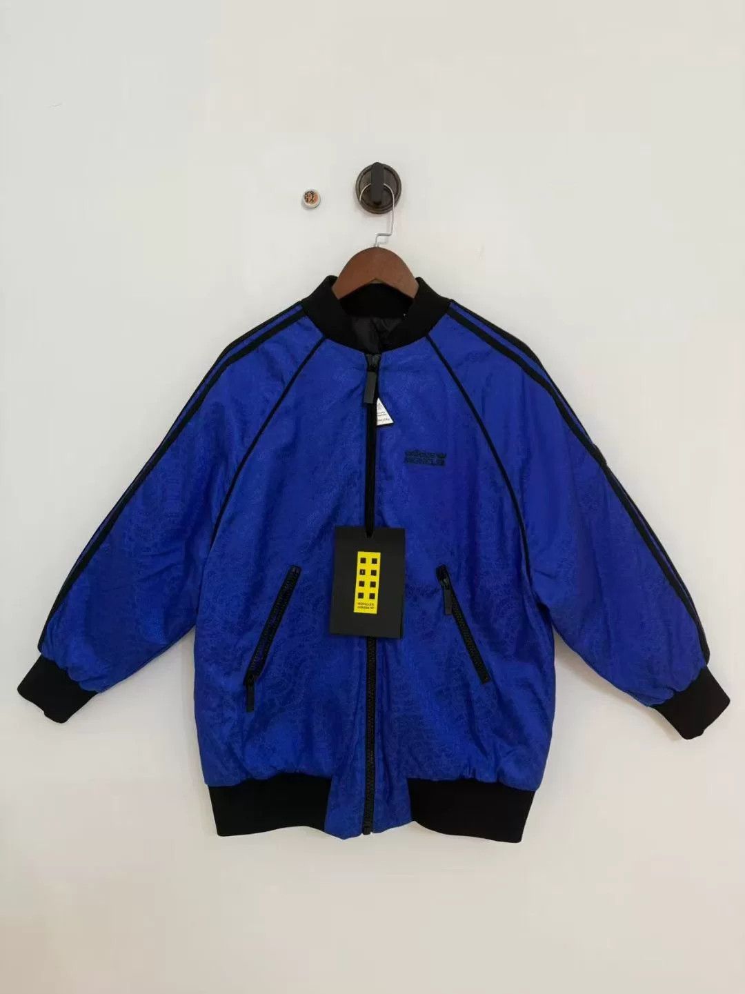 Moncler Moncler Collab Down Heavy Coat m Men Size US M / EU 48-50 / 2 - 1 Thumbnail
