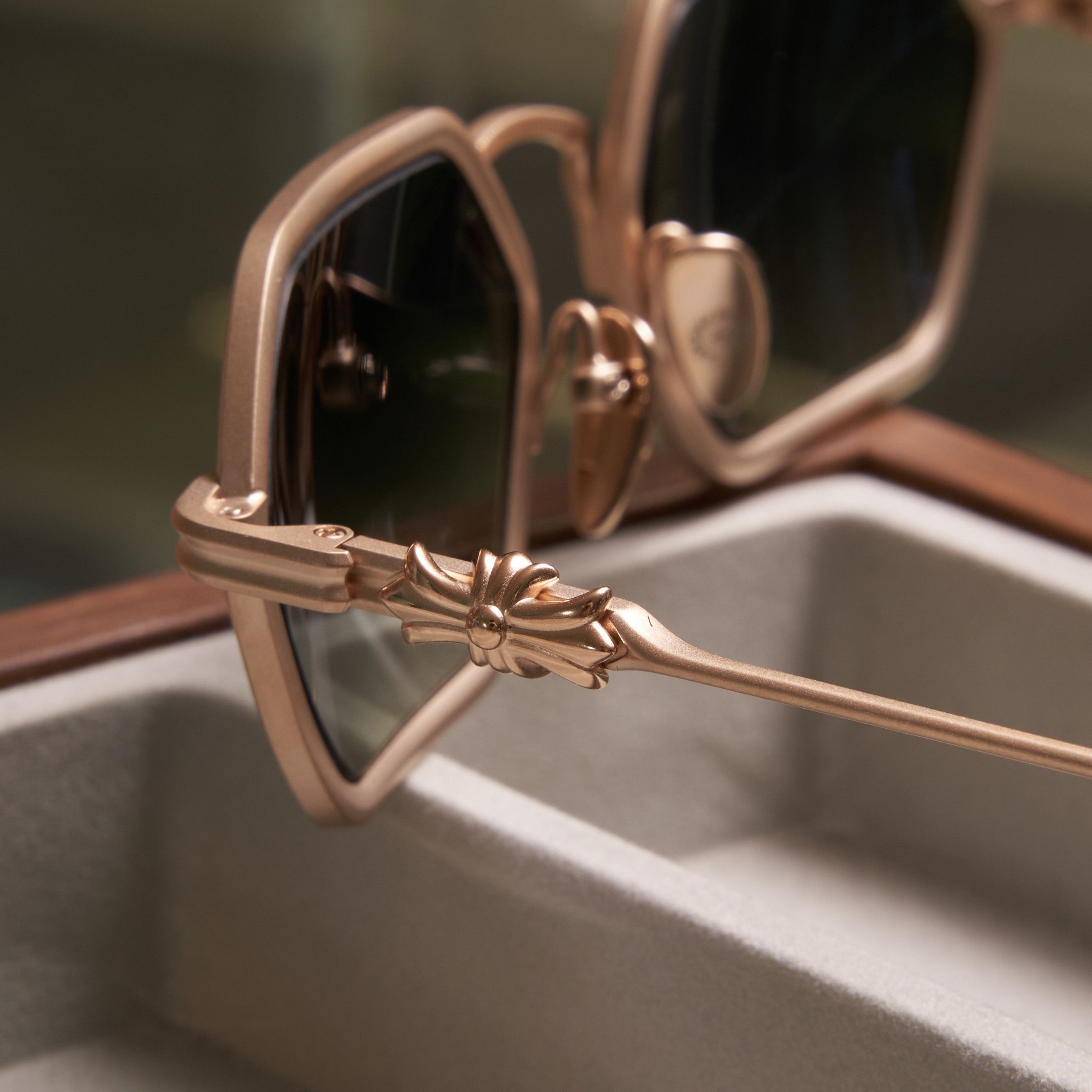 Chrome Hearts CHROME HEARTS DATASS MATTE GOLD PLATED Size ONE SIZE - 3 Thumbnail