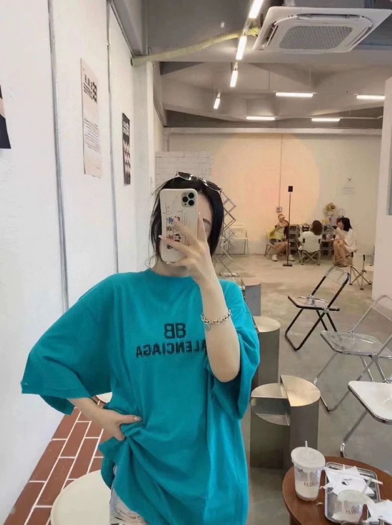 Balenciaga Balenciaga Teal Mosaic Distressed Short Sleeve Size US S / EU 44-46 / 1 - 8 Thumbnail