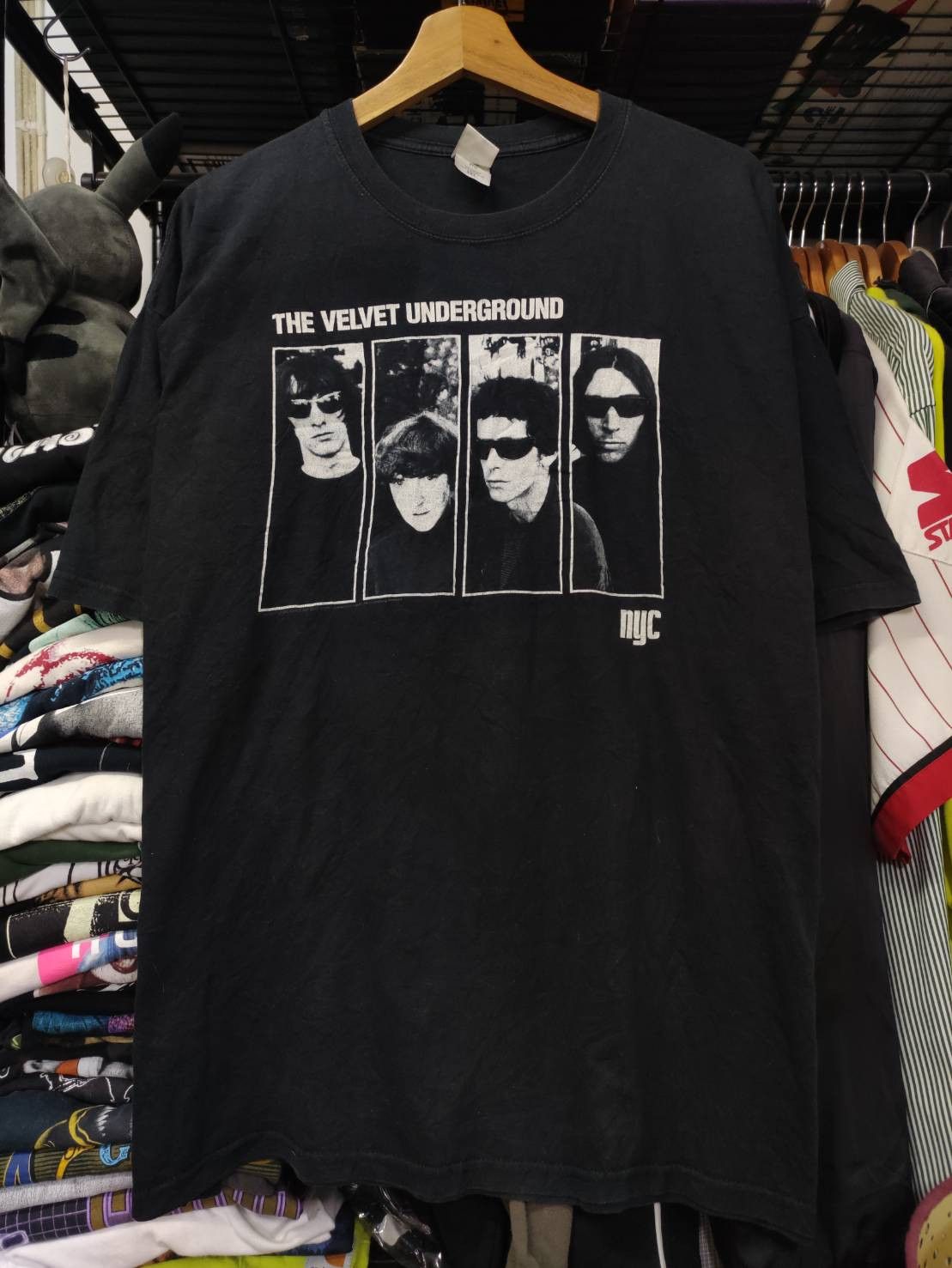 Band Tees Vtg The Velvet Underground NYC Under License T-Shirt Size US XXL / EU 58 / 5 - 2 Thumbnail