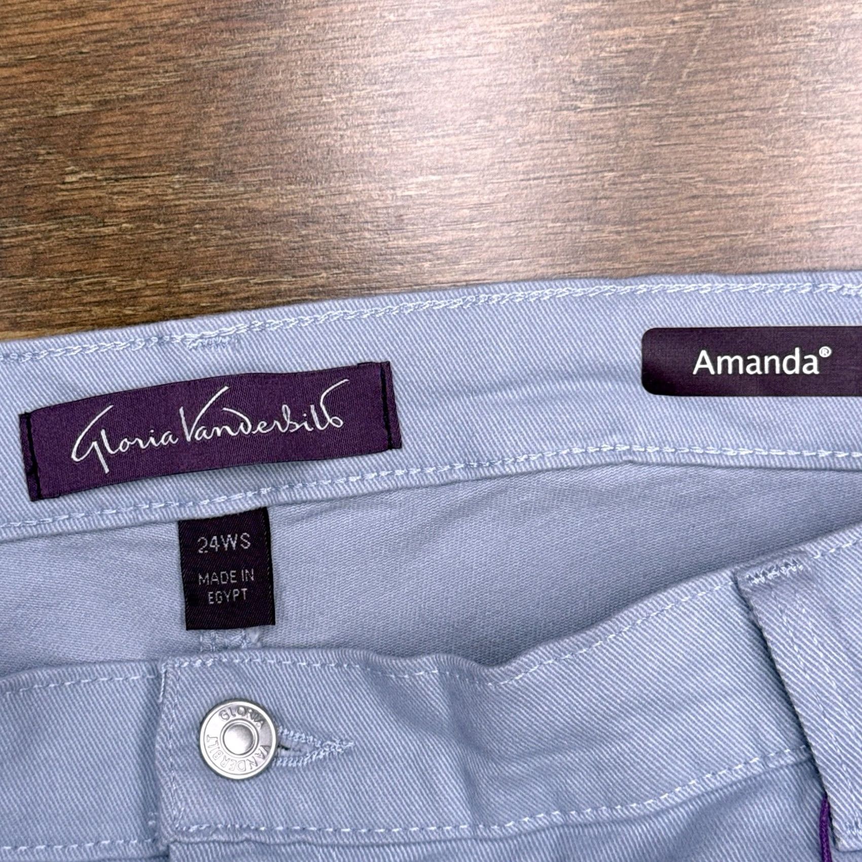 Gloria Vanderbilt Gloria Vanderbilt Amanda Jeans 24W Short Hydra Blue Classic Rise Tapered Leg New Jeans Women Plus 24W Blue 26.5in Inseam Regular Fit Vintage: No Size 42" / US 20 - 4 Thumbnail