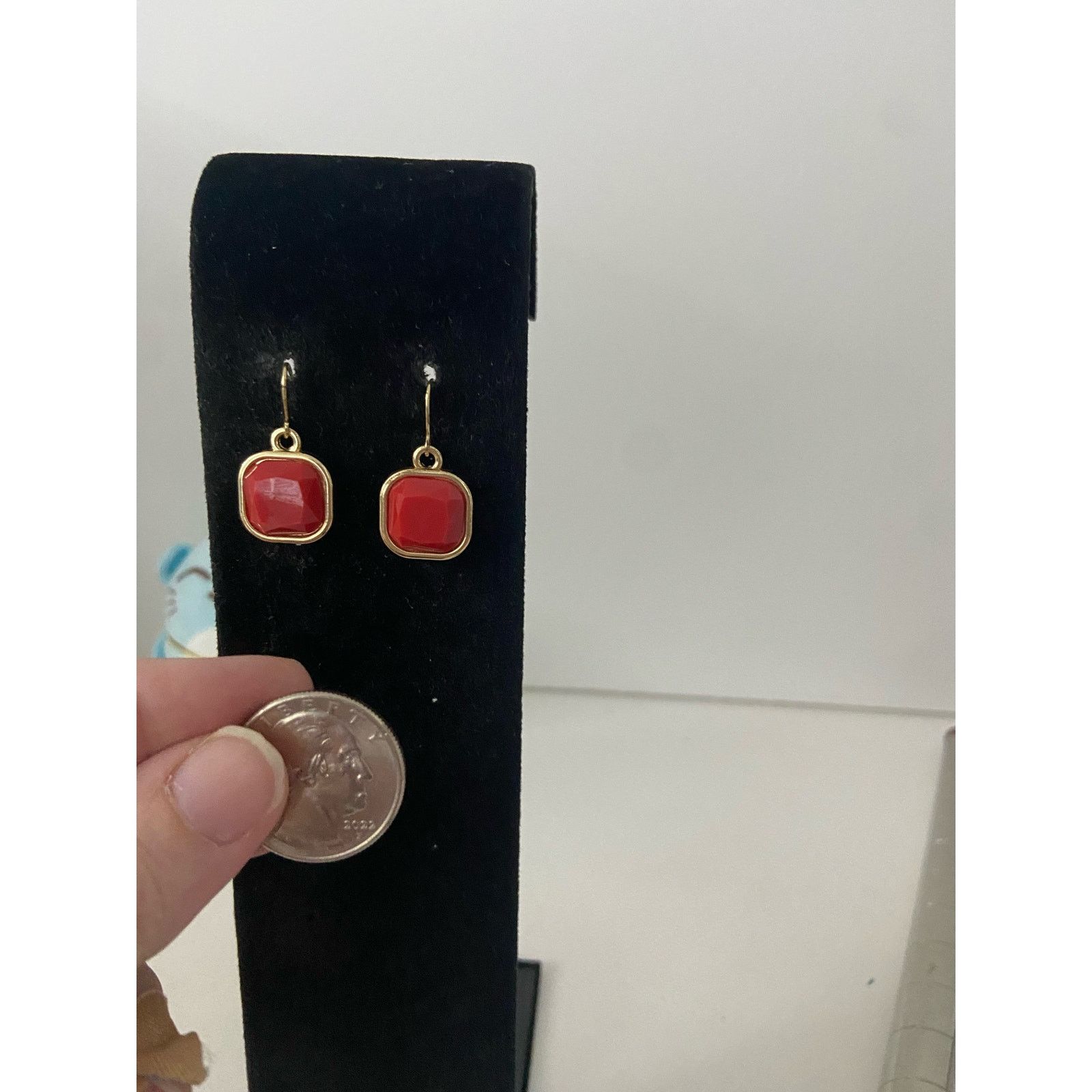 Other rounded square earrings gold tone Size ONE SIZE - 4 Thumbnail