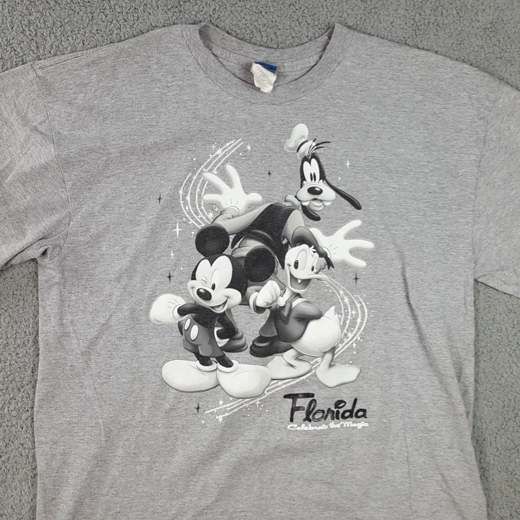 Disney VINTAGE Disney World Florida Mickey Goofy T Shirt Mens XL Gray 90s Cartoon Retro SVG Embroidered Logo Shirt Mens Size US XL / EU 56 / 4 - 2 Thumbnail