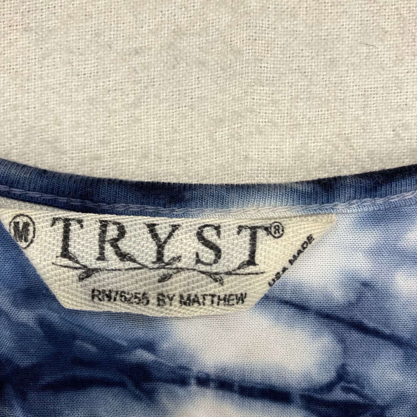 Vintage Women's Tank Top M Rayon Tie Dye Pearl Button USA Made Hippe Hippie 90s Festival Sleeveless Racerback Scoop Neck Casual Summer Shirt Size M / US 6-8 / IT 42-44 - 3 Thumbnail