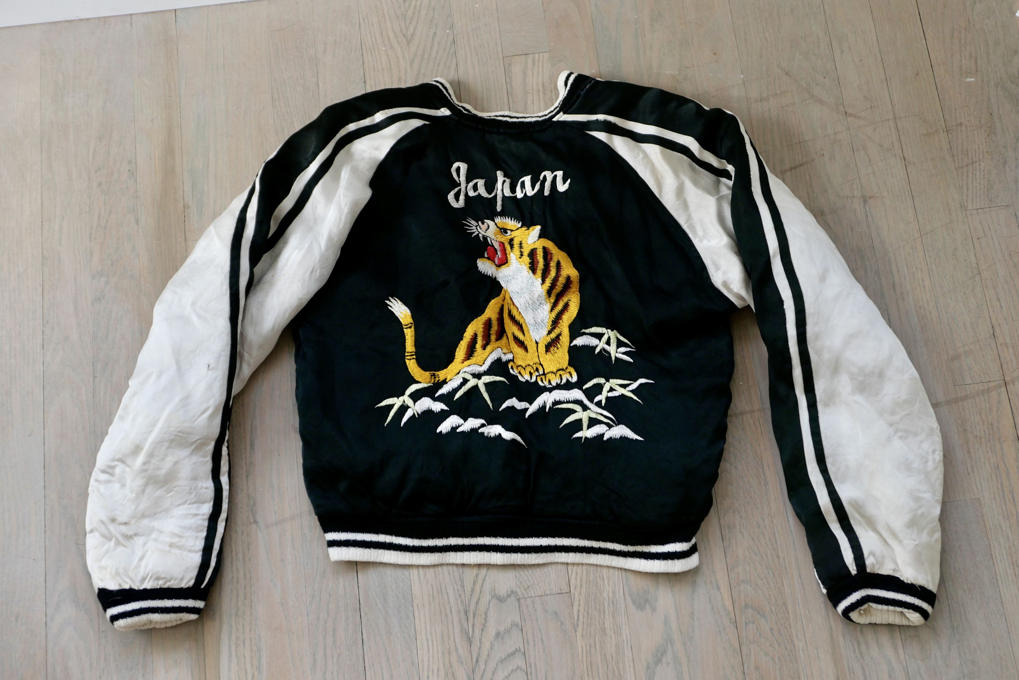Vintage Vintage Japanese Souvenir Jacket Size US XS / EU 42 / 0 - 5 Thumbnail