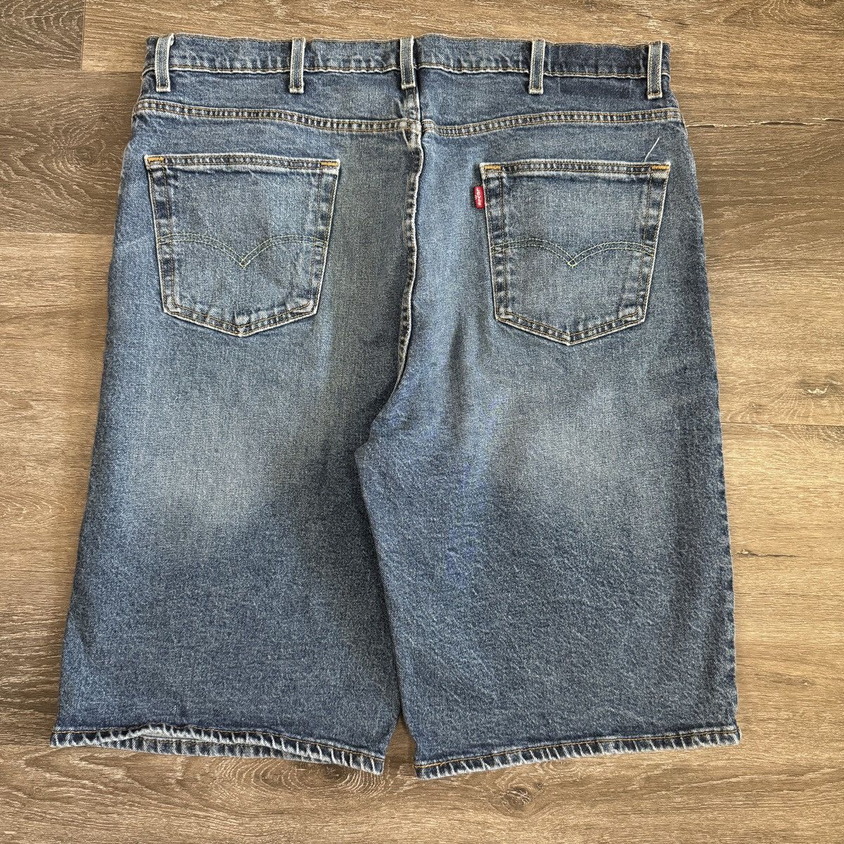 Levi's × Vintage Essential Vintage Y2K Levi’s wide leg shorts Size US 38 / EU 54 - 1 Thumbnail