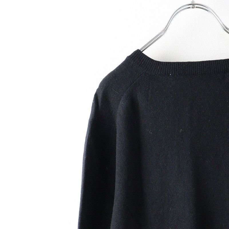 Comme des Garcons PLAY Sweater Heart Patch Wool V-neck Knit Black Size US S / EU 44-46 / 1 - 5 Thumbnail