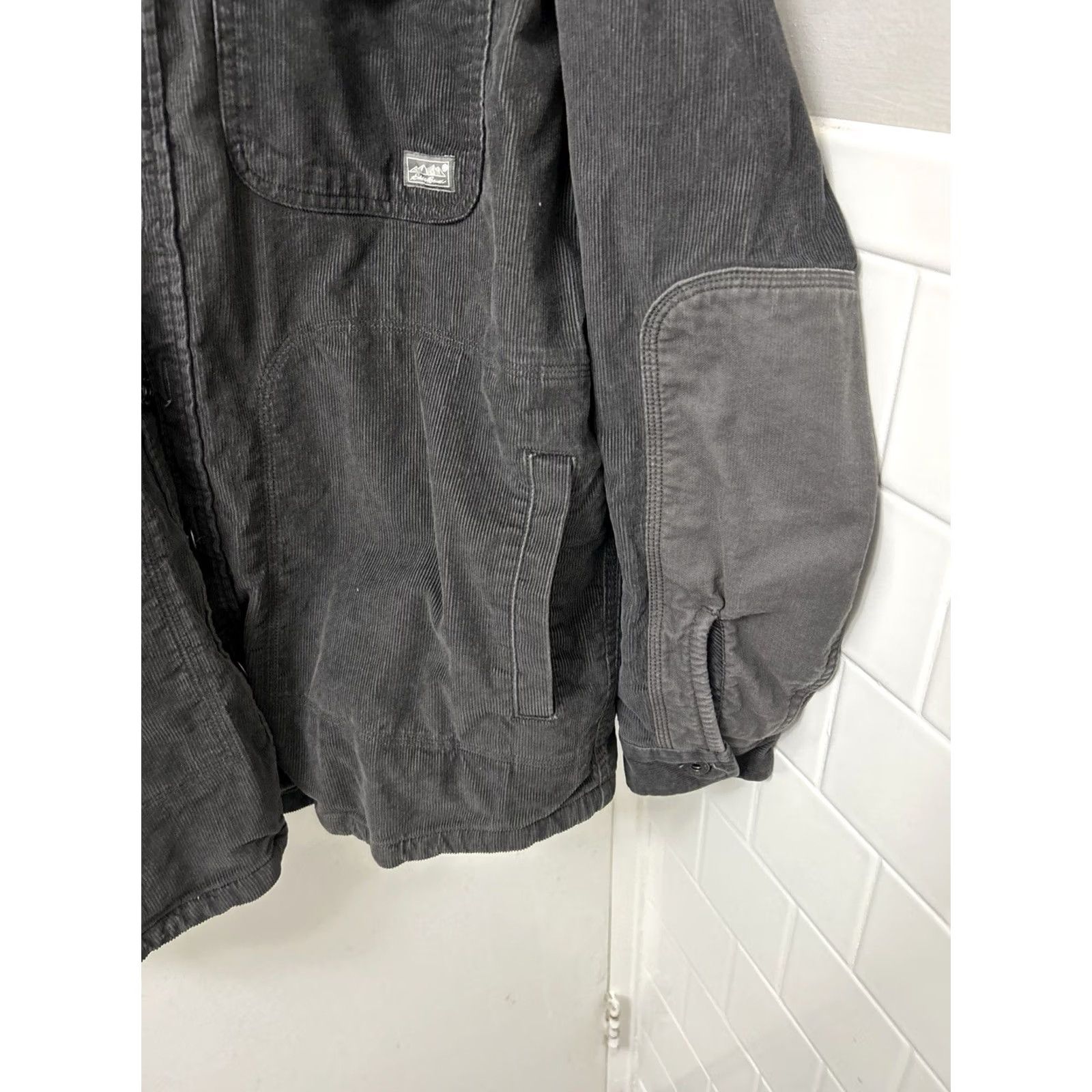 Eddie Bauer VINTAGE Eddie Bauer Corduroy Jacket Mens L Gray Flannel Lined Relaxed Fit Elbow Patches Size US L / EU 52-54 / 3 - 5 Thumbnail