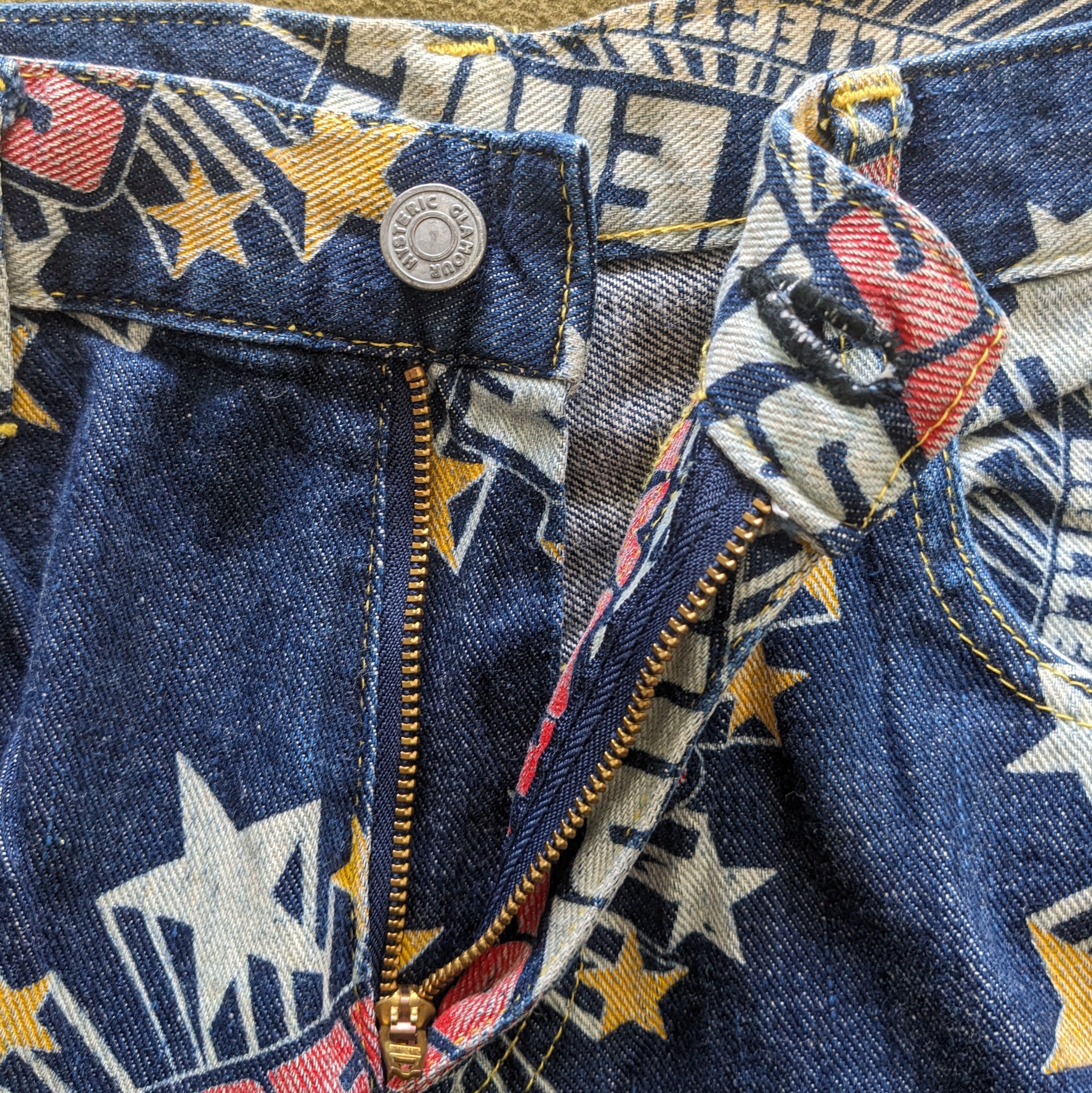 Hysteric Glamour Vintage HYSTERIC GLAMOUR KINKY Overprinted Denim Jeans Size US 29 - 5 Thumbnail