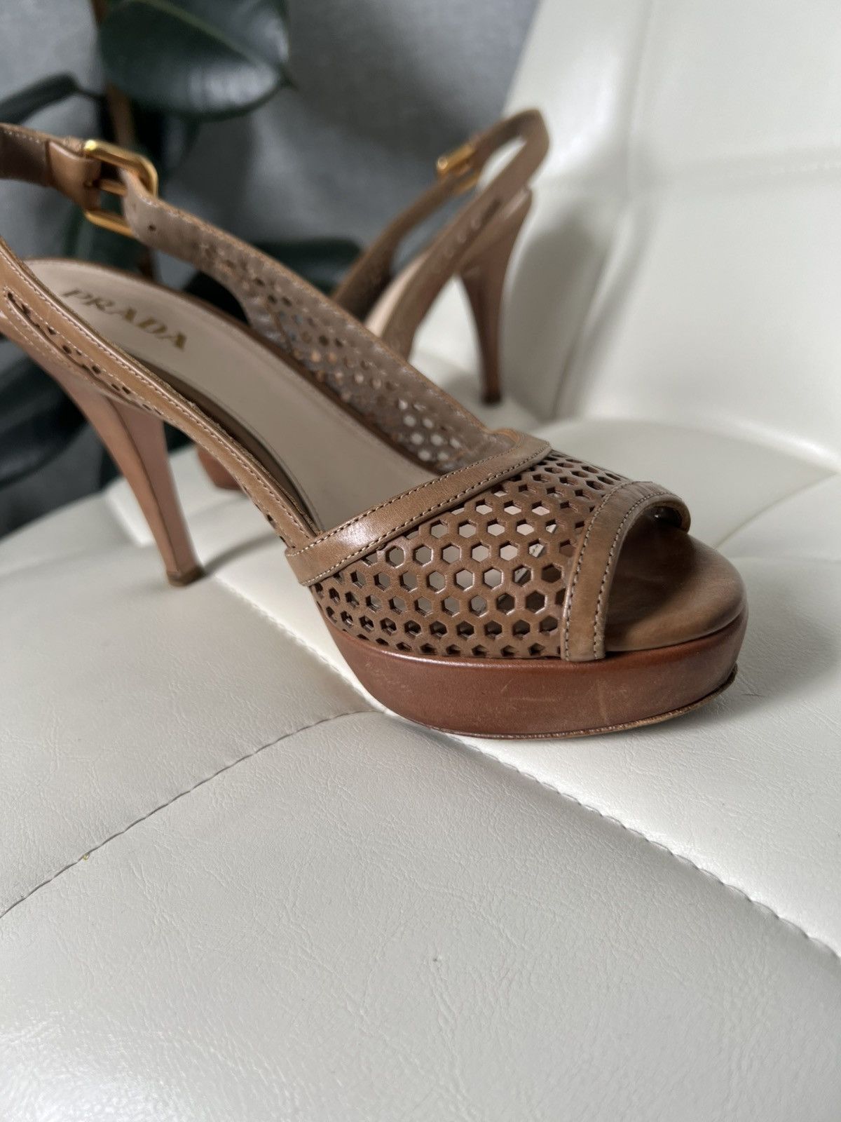 Prada Prada Brown Leather Cutout Peep Toe Slingback Platform Heels Size US 7.5 / IT 37.5 - 8 Thumbnail
