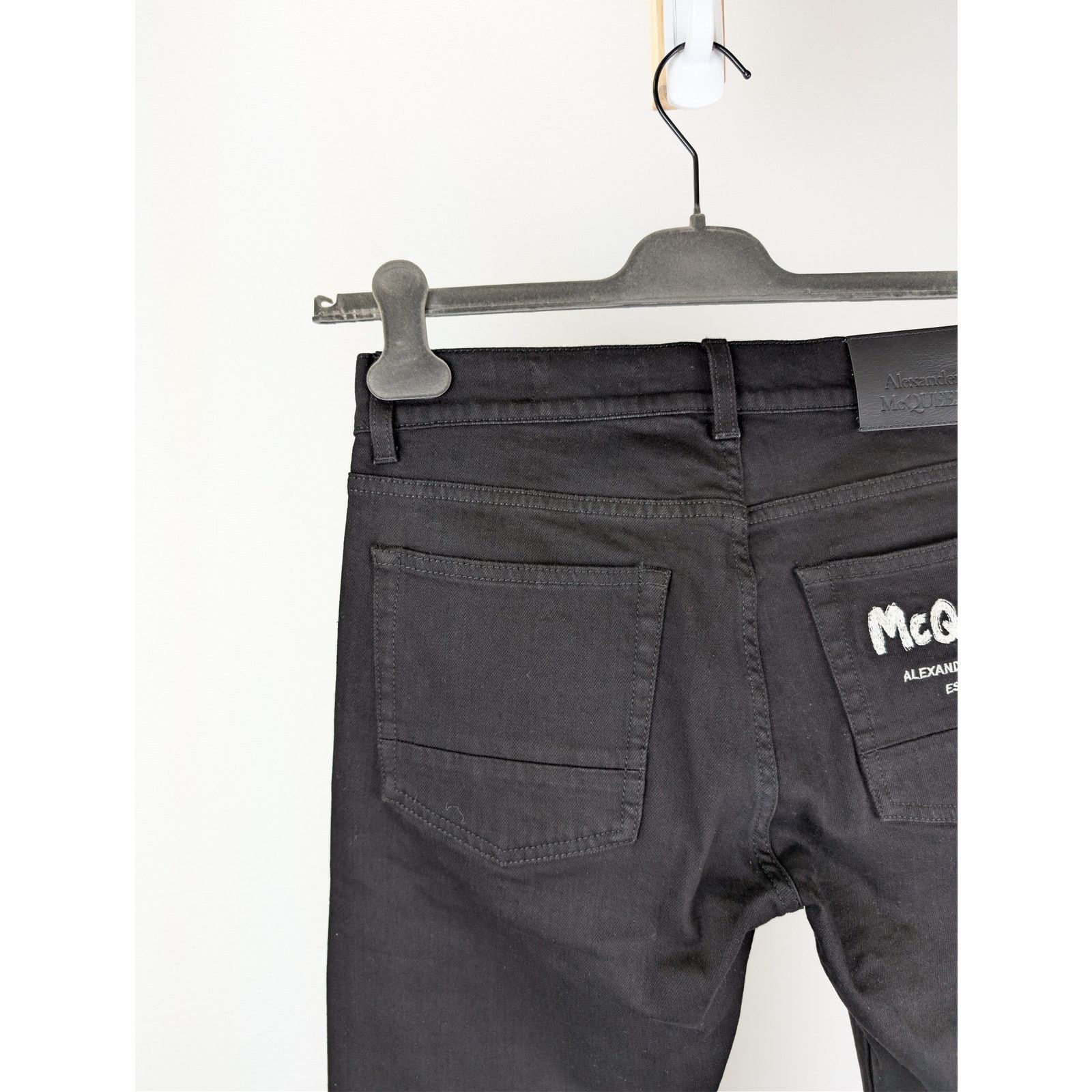Alexander McQueen o1rshd1 Organic Matte Black Denim Jean in Black Size US 30 / EU 46 - 11 Thumbnail