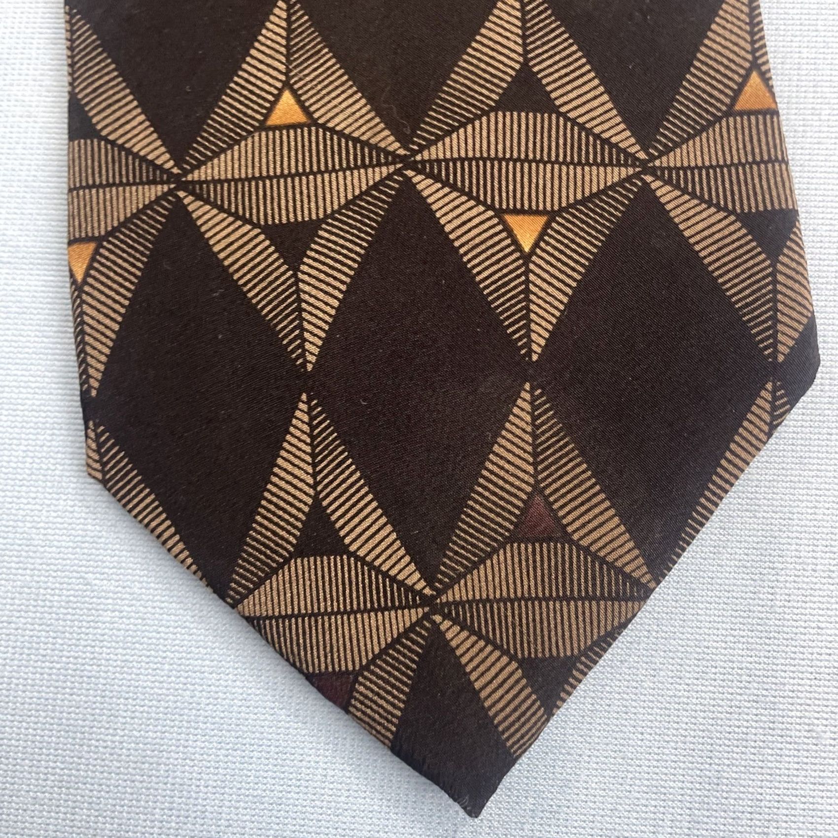 Kenneth Cole VINTAGE Kenneth Cole New York Silk Tie Diamond Deco Foulard Gray Black vtg 90s USA 4x59 Size ONE SIZE - 2 Thumbnail