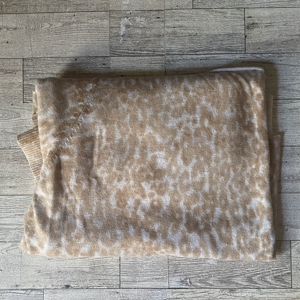 Vintage Vintage, Tan, Leopard Print, Raw Hem Oversized, Knit Sweater Size ONE SIZE - 10 Thumbnail