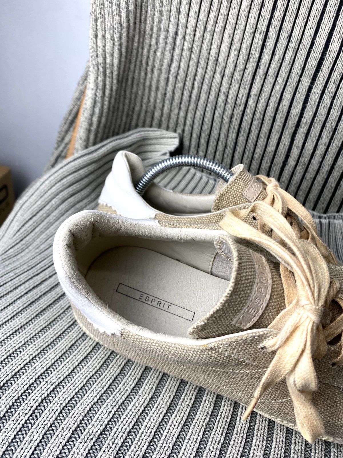 Esprit Vintage Esprit Avantgarde BW Sport Sneakers Maison Margiela Size US 7 / EU 40 - 8 Thumbnail