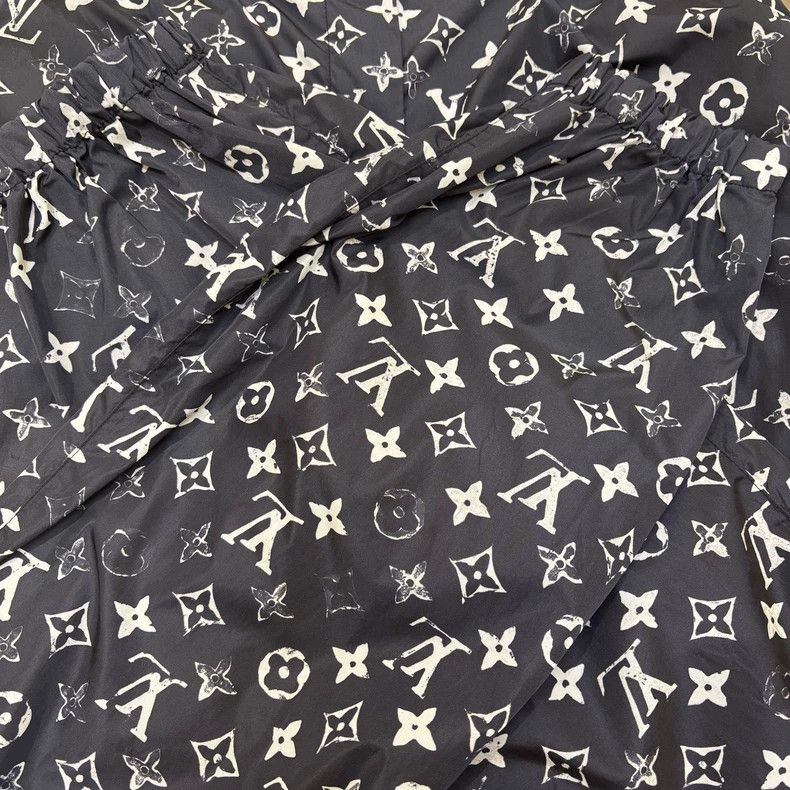 Louis Vuitton Louis Vuitton Full print print sports pants Size US 36 / EU 52 - 6 Thumbnail