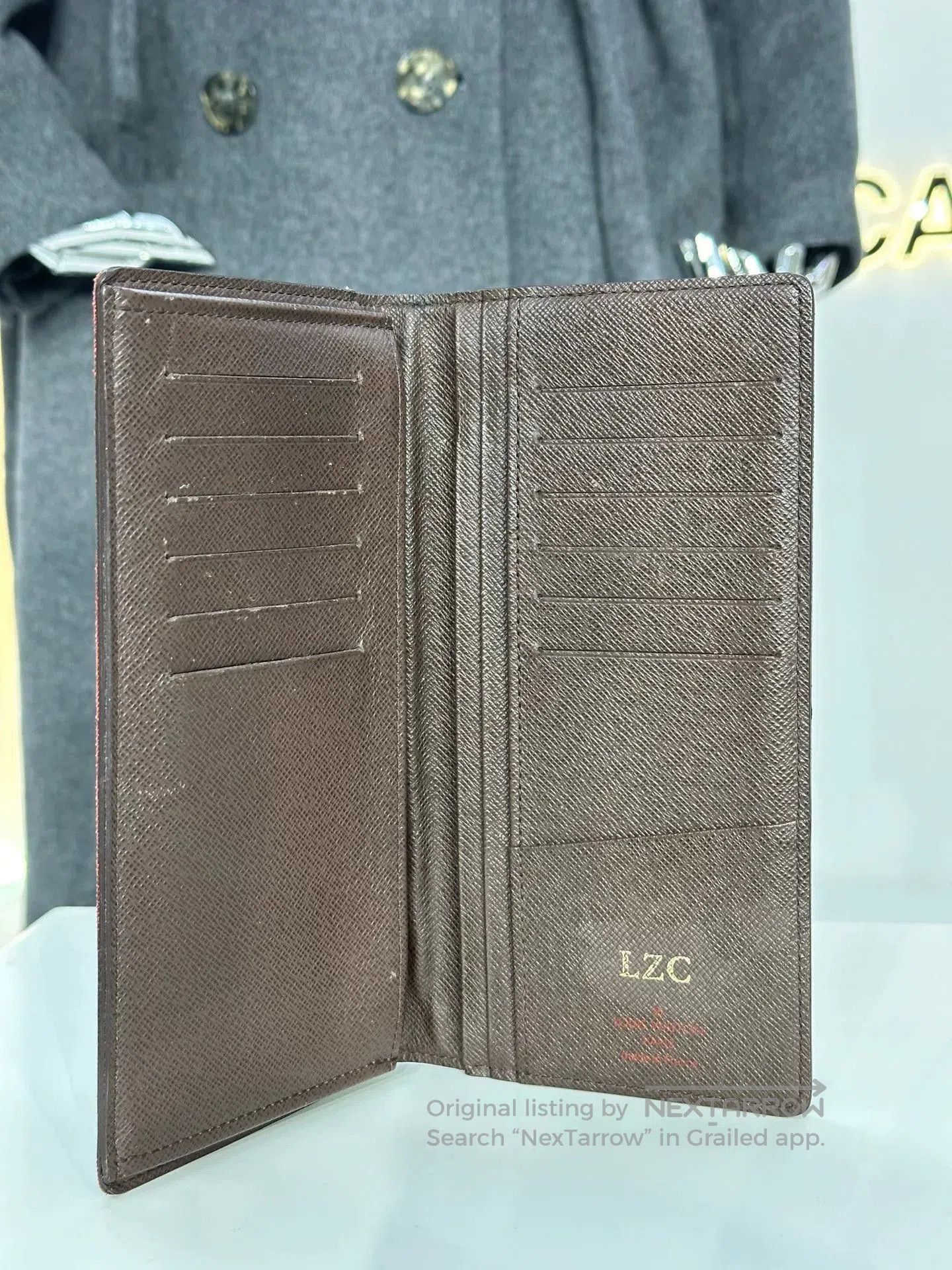 Louis Vuitton LV Classic Men's Wallet. Size ONE SIZE - 5 Thumbnail