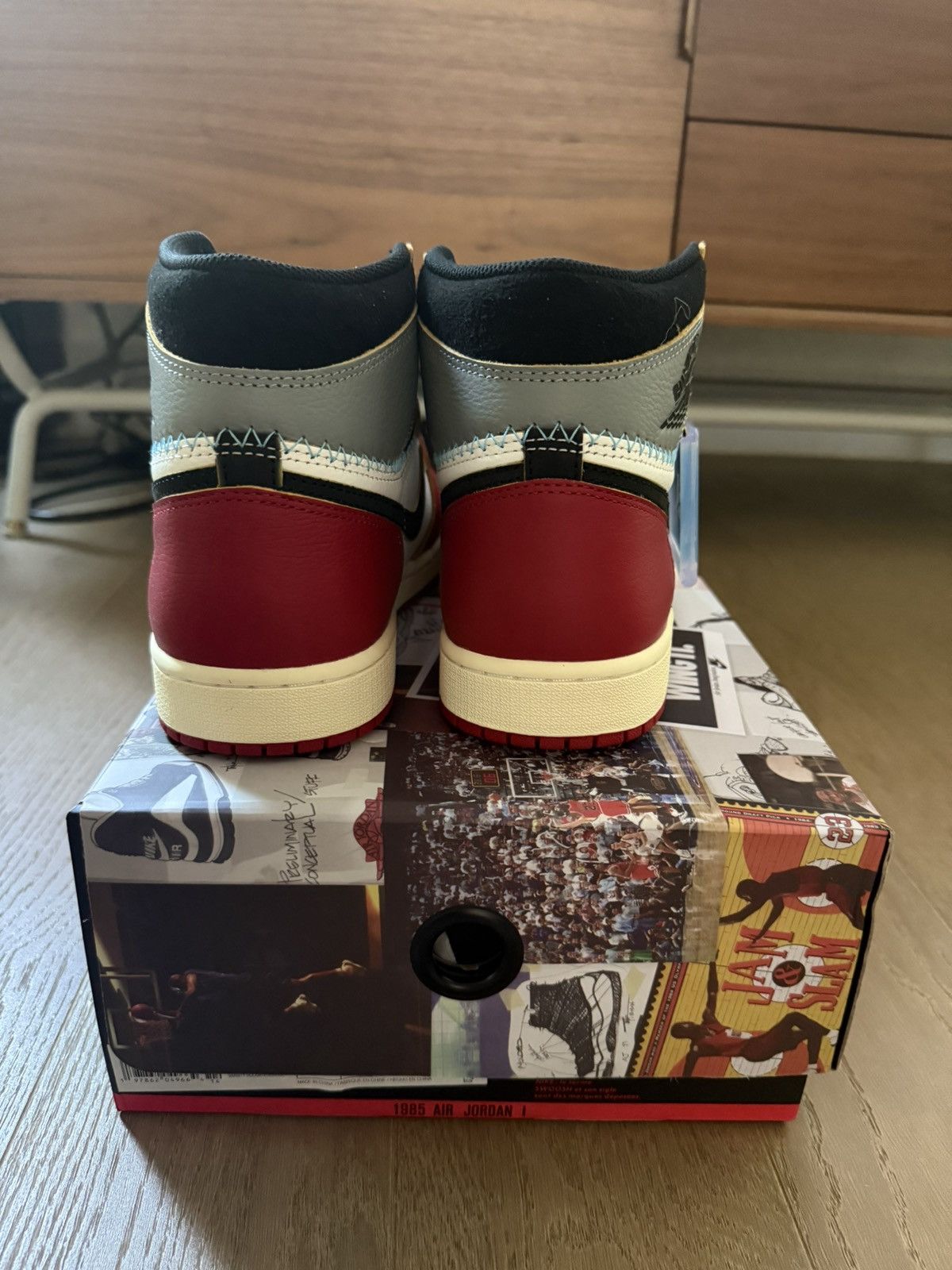 Jordan Brand × Union LA Nike Air Jordan Retro 1 High OG Union LA Chicago Shadow Size US 9.5 / EU 42-43 - 3 Thumbnail