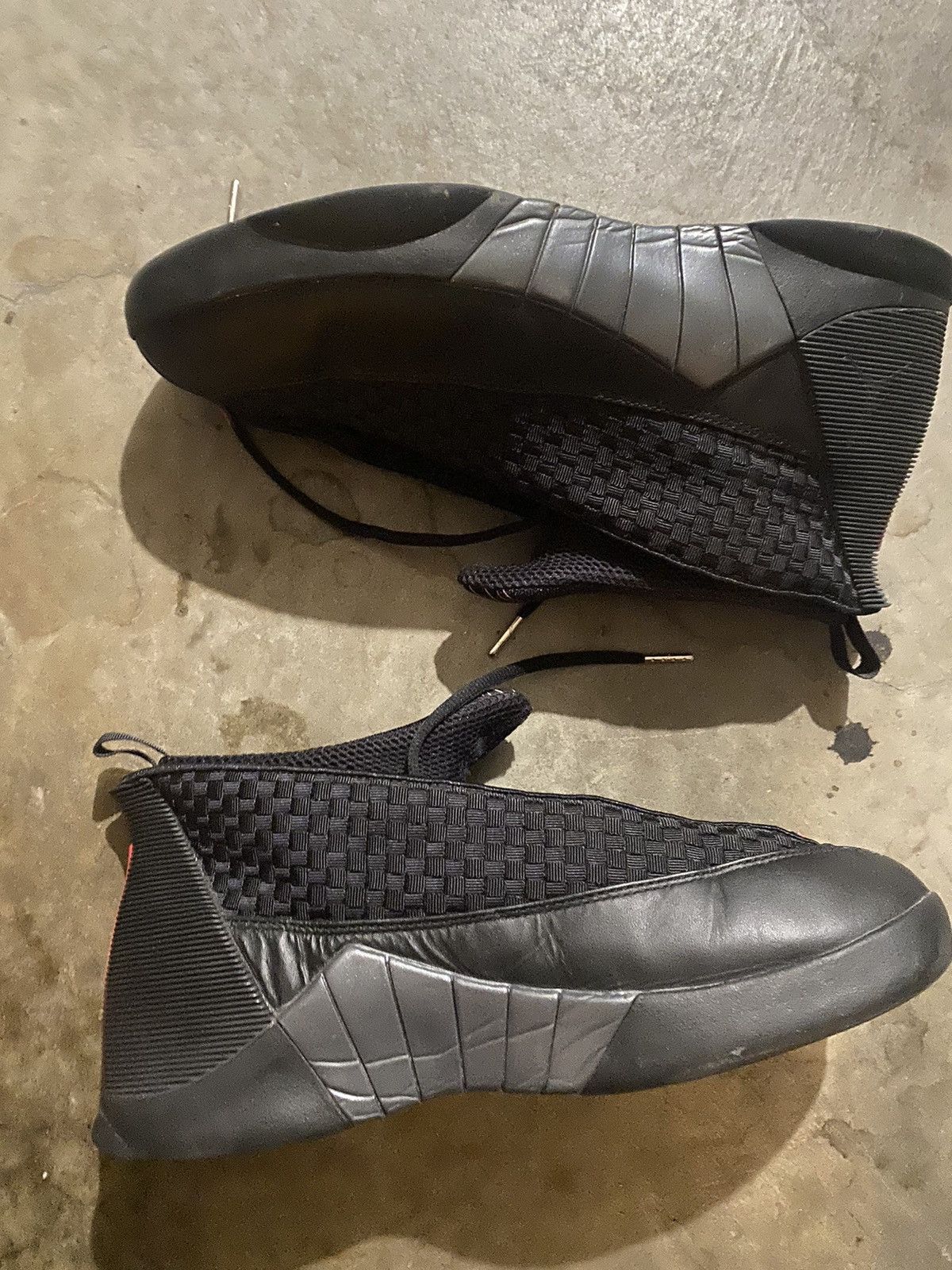 Jordan Brand Jordan 15 Black Varsity Red Size US 12 / EU 45 - 2 Thumbnail