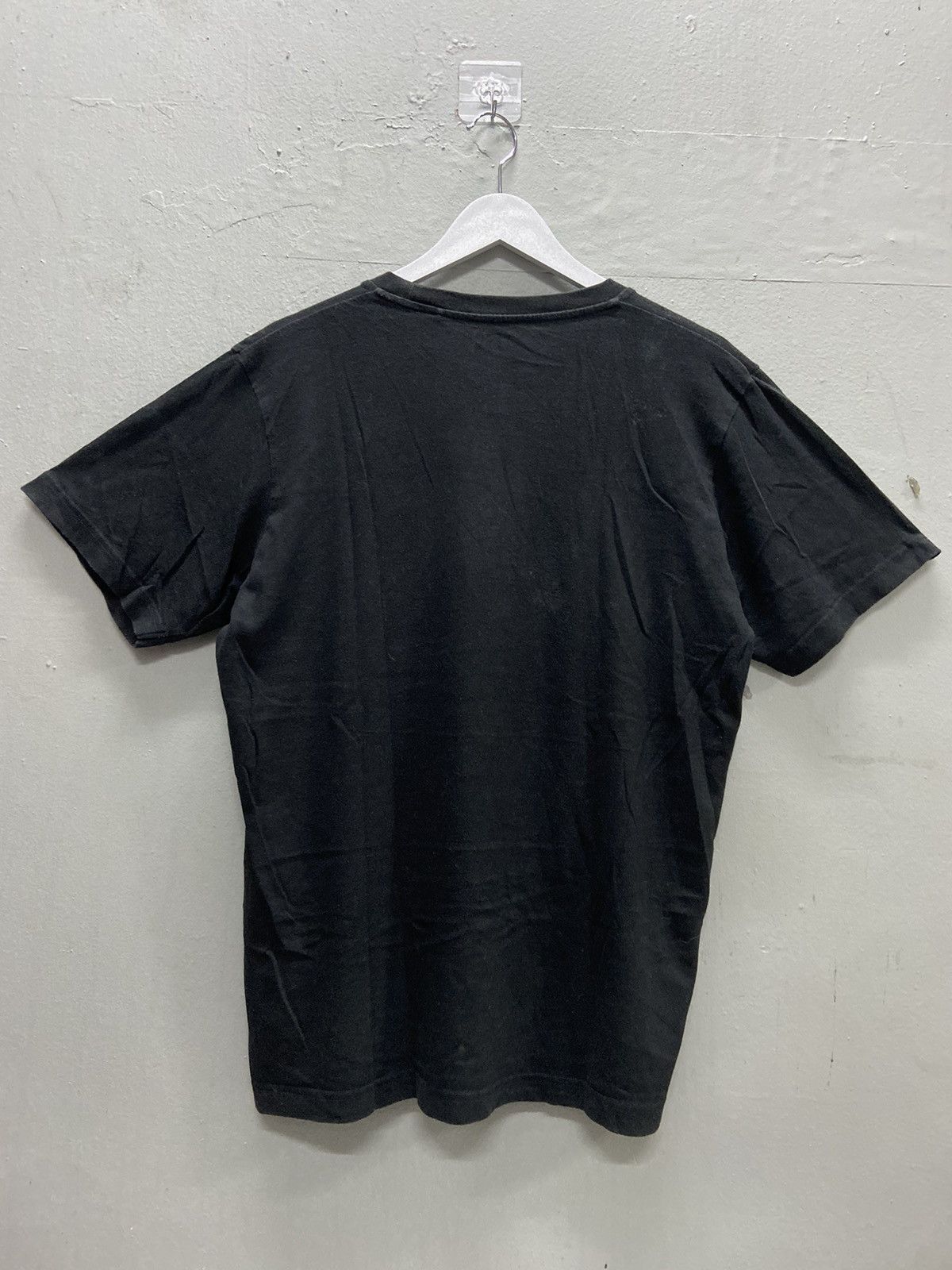 Uniqlo UNIQLO X NICOLAS DE CRECY LA REPUBLIQUE DU CATCH TEE SHIRT Size US L / EU 52-54 / 3 - 2 Thumbnail