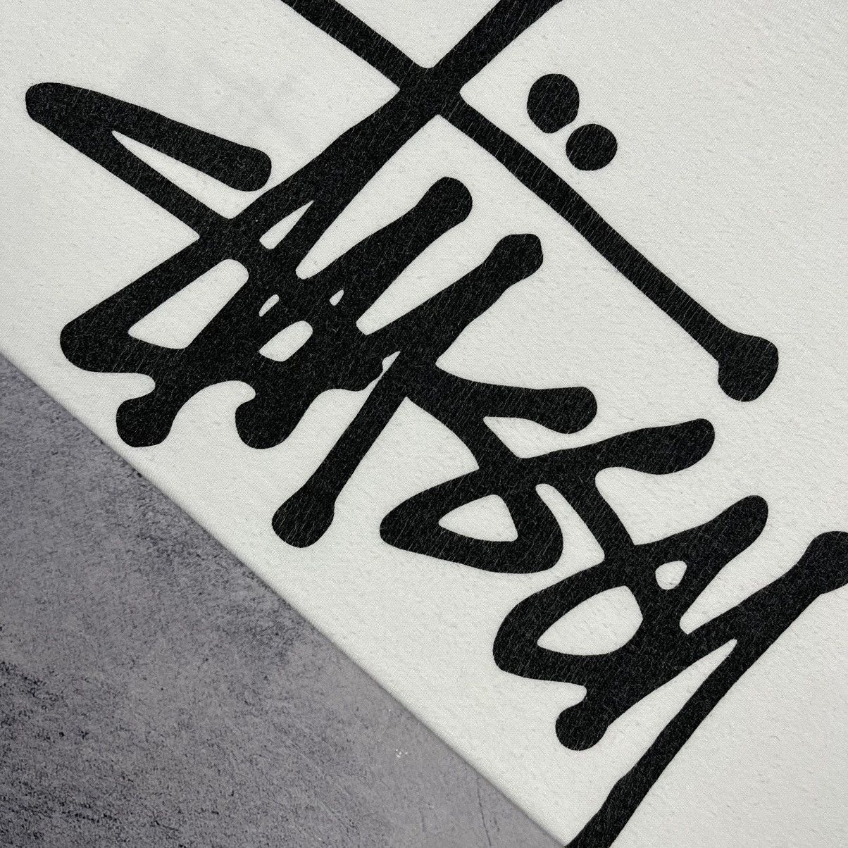 Stussy Vintage Stussy Y2K graffiti script logo T shirt 00’s Size US M / EU 48-50 / 2 - 8 Thumbnail