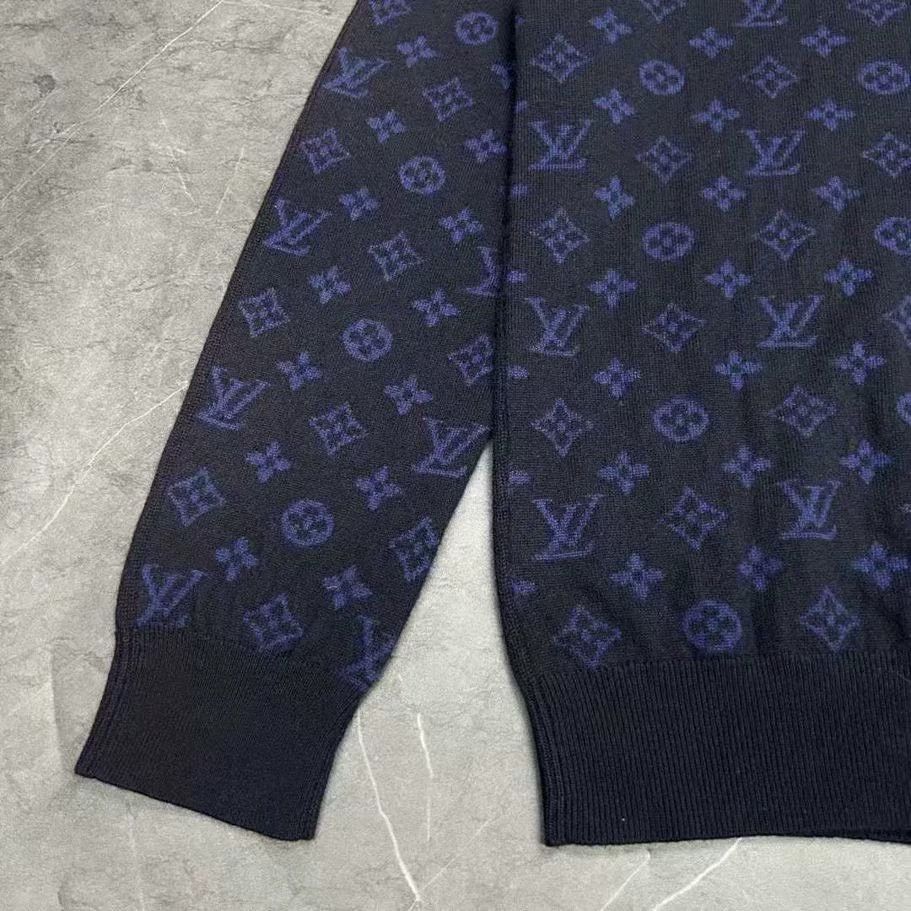 Louis Vuitton louis vuitton logo sweater in navy blue Size US L / EU 52-54 / 3 - 6 Thumbnail