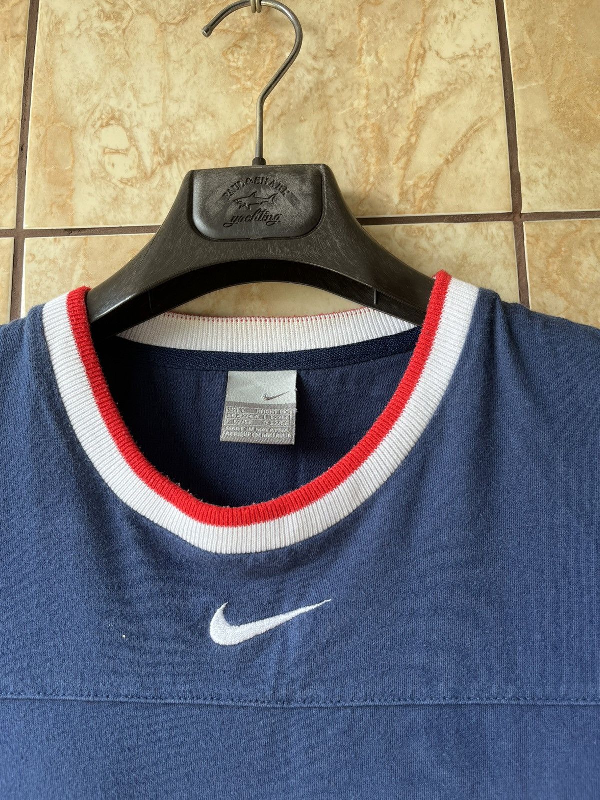 Nike Nike vintage 2000 T shirt Size US L / EU 52-54 / 3 - 2 Thumbnail