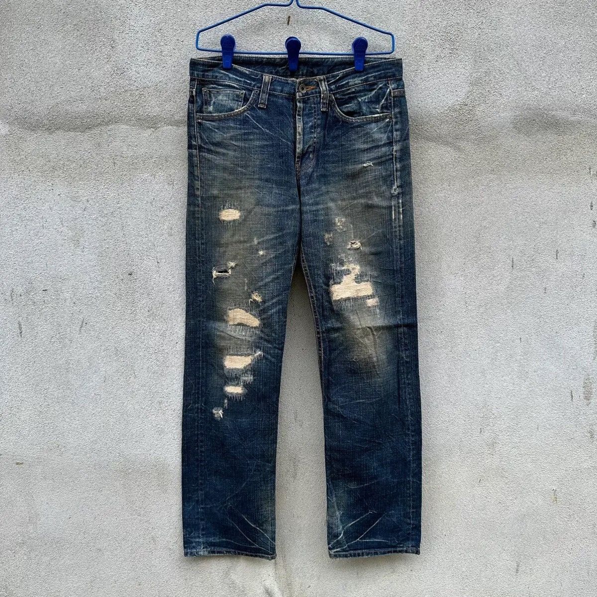 Japanese Brand JAPANESE TAKEO KIKUCHI JEANS RARE NICE FADING DENIM PANTS Size US 32 / EU 48 - 1 Thumbnail