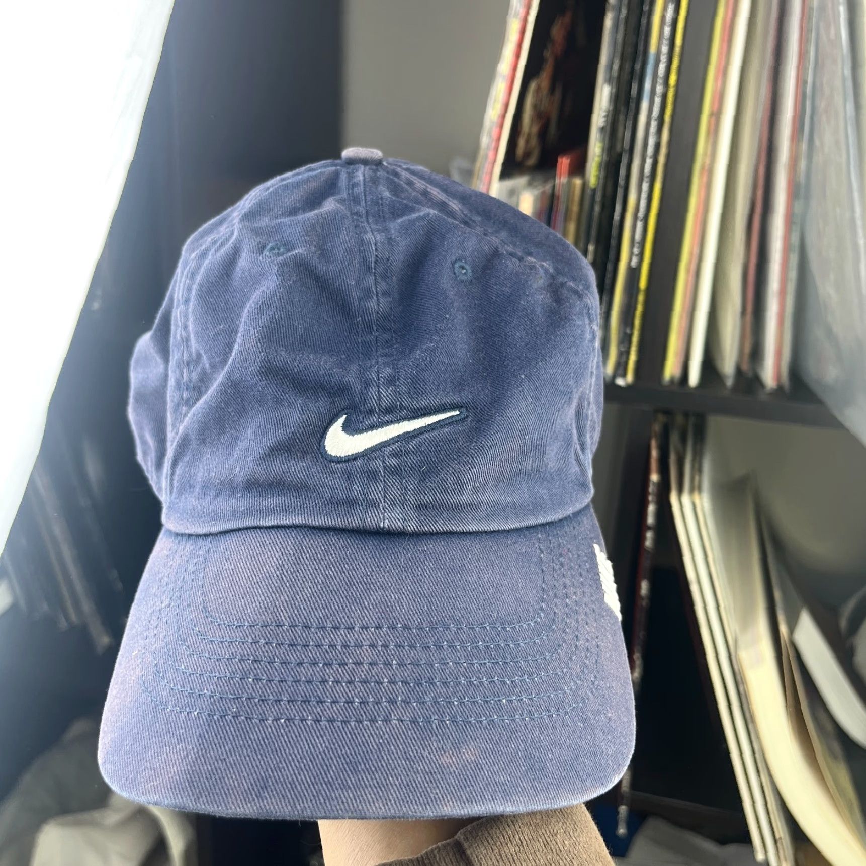 Nike VINTAGE Nike Sun Faded Swoosh Strapback Hat Y2K Baseball Cap One Size Men Adjustable Blue Cotton Brand Nike Casual Mens Size ONE SIZE - 2 Thumbnail