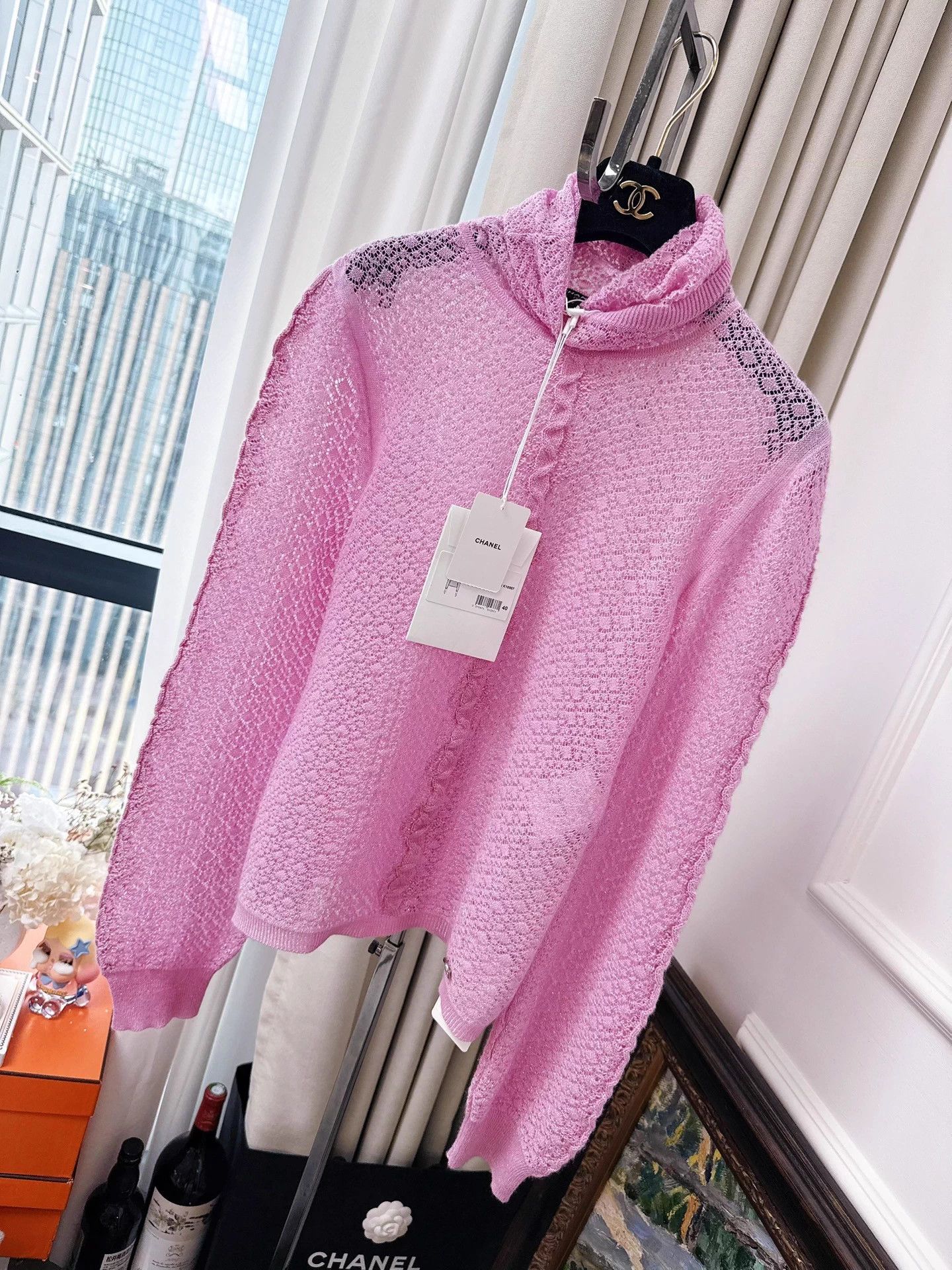 Chanel Chanel 23B Peach Glitter Turtleneck Knit LS Top 40 Size M / US 6-8 / IT 42-44 - 1 Thumbnail