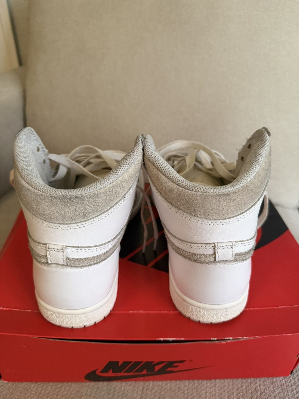 Jordan Brand Jordan 1 Retro High 85 OG Neutral Grey Size US 10 / EU 43 - 5 Thumbnail