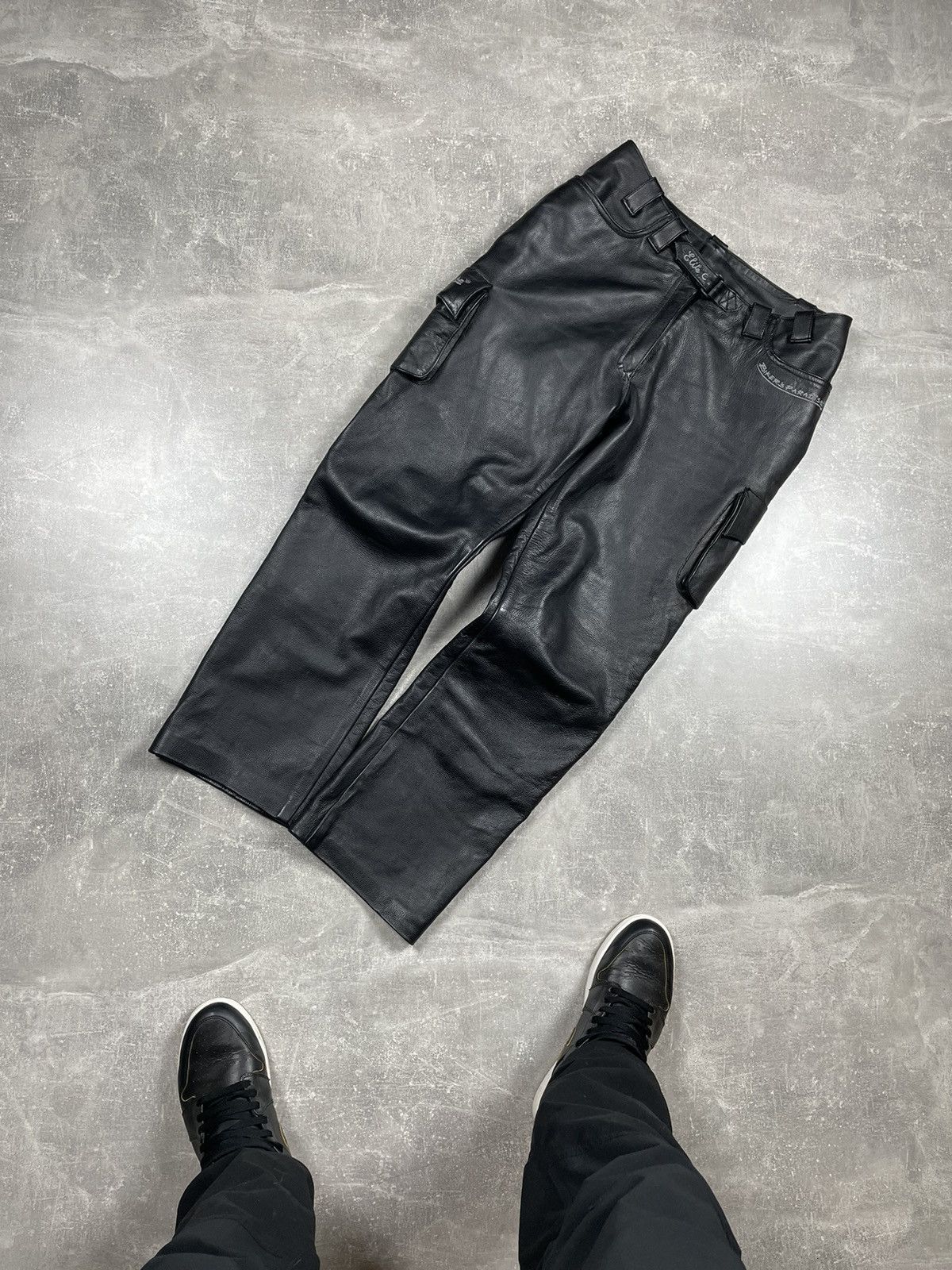 Genuine Leather × Vintage Awesome Vintage Avant Garde Y2K Leather Black Biker Pants Size US 32 / EU 48 - 2 Thumbnail
