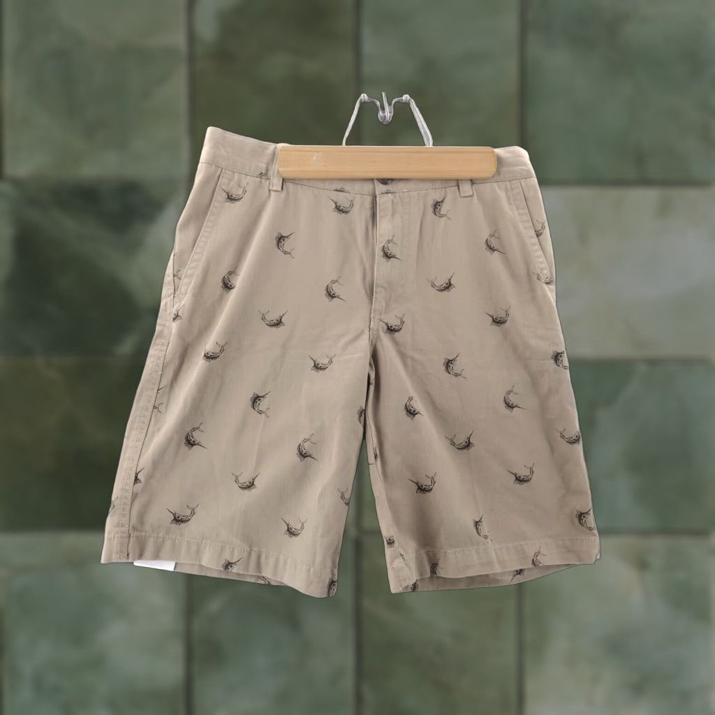 Izod IZOD Shorts Mens 30 x 10.5 Inseam Khaki Cotton Marlin Print NWT Beige Chino Casual 30 Inseam Mens IZOD Shorts Size US 30 / EU 46 - 1 Thumbnail