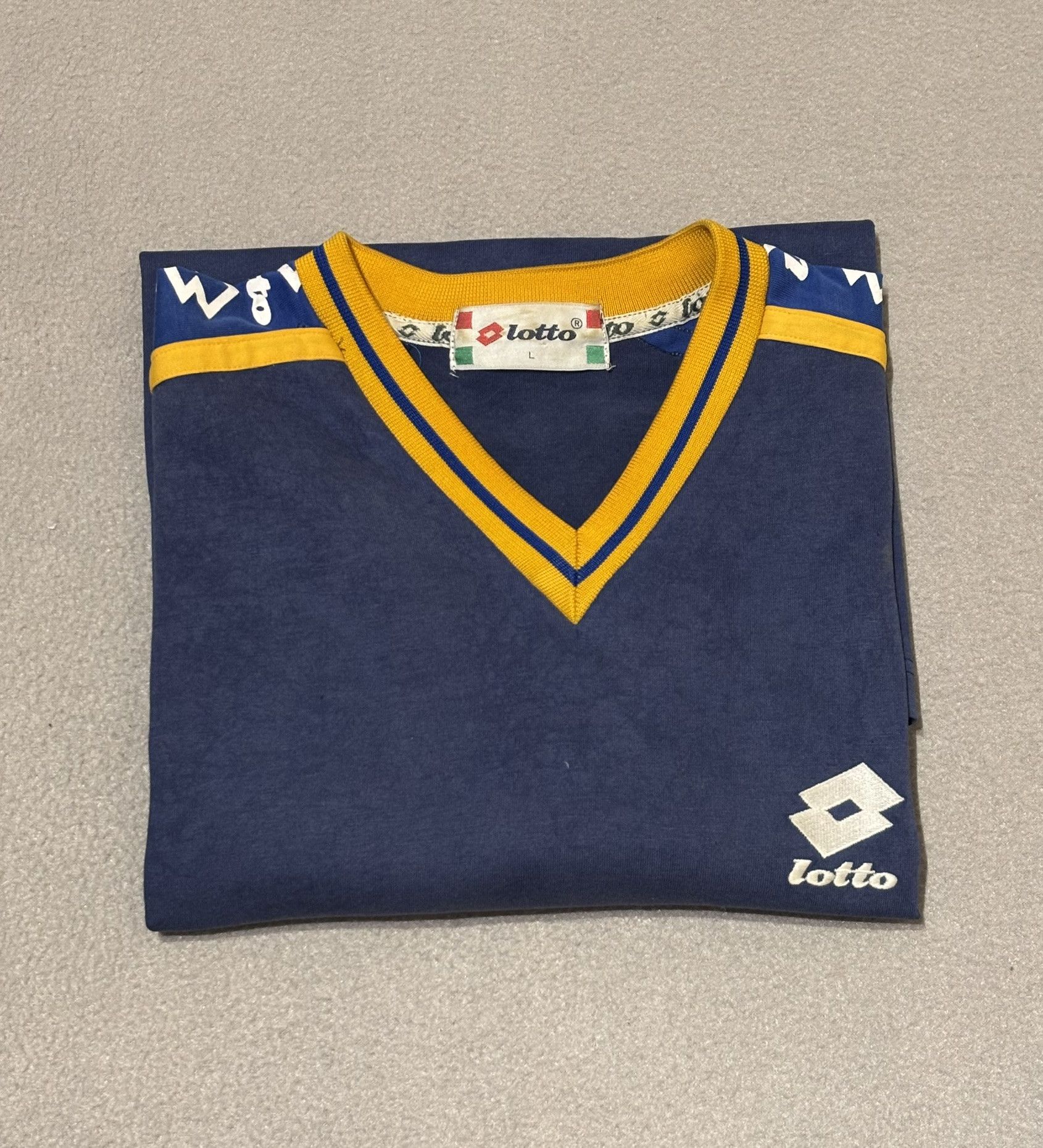 Lotto Sport Lotto vintage t-shirt size L Size US L / EU 52-54 / 3 - 18 Thumbnail