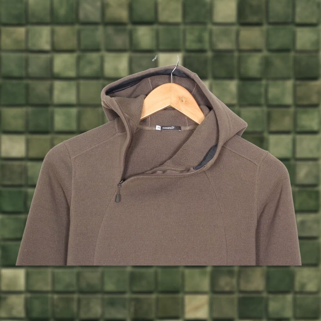 Vintage NORRONA Roldal Thermal Pro Hoodie Women XS Pullover Fleece Hooded 100% Polyester Brown Logo Activewear Vintage: No Size XS / US 0-2 / IT 36-38 - 1 Thumbnail
