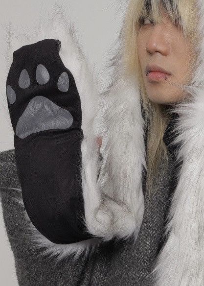 Japanese Brand Punk faux fur fox ear hat scarf gloves 3 in 1 beanie hat Size ONE SIZE - 3 Thumbnail