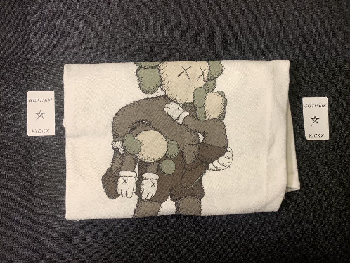 image of Kaws Tee - Xs in White, Men's