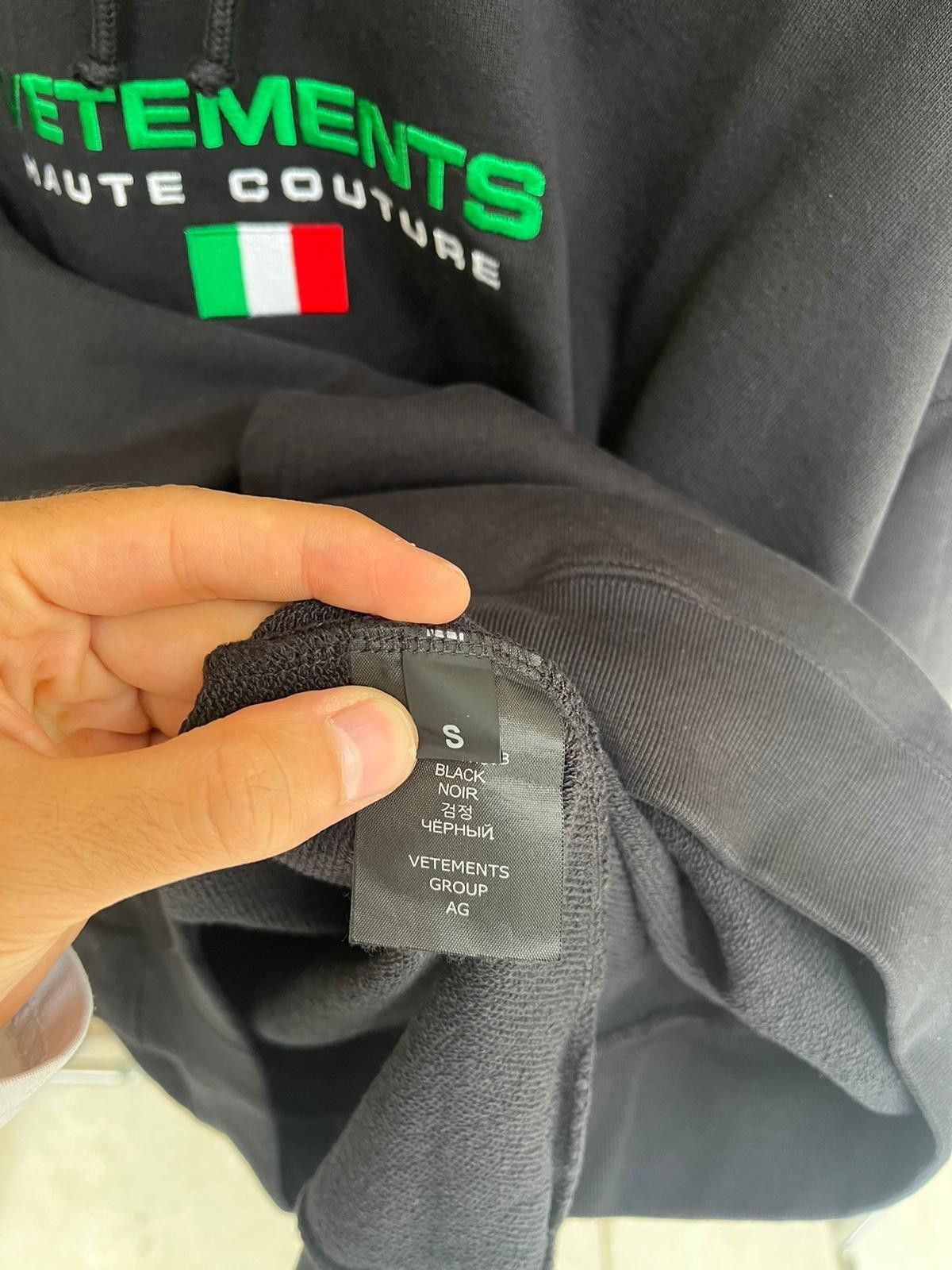 Vetements Vetements Italy Logo Hoodie Size US S / EU 44-46 / 1 - 7 Thumbnail