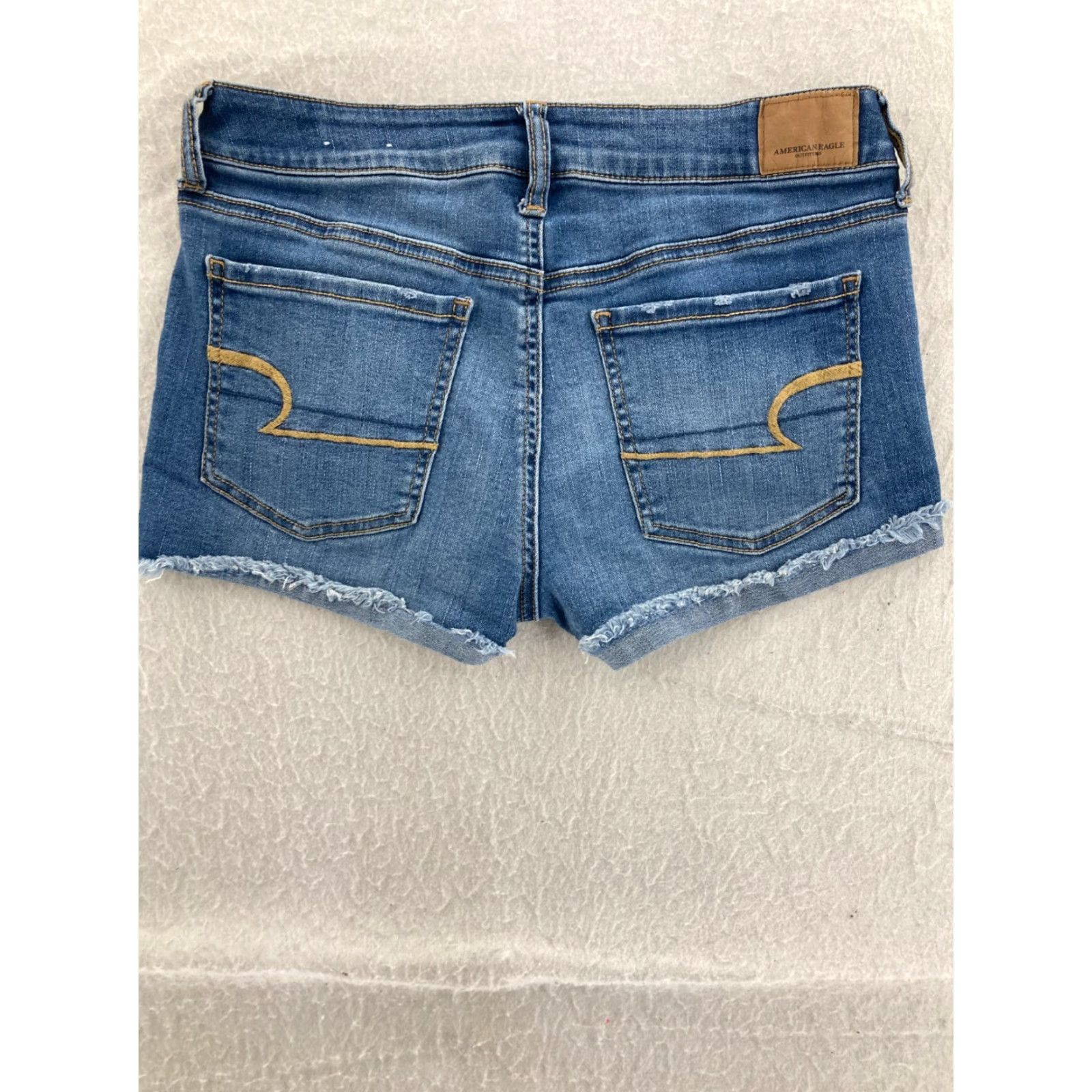 American Eagle Outfitters American Eagle Outfitters Shortie Denim Shorts Womens Size 6 Blue Mid Rise 3in Inseam Pockets Made in China Women’s Size 28" / US 6 / IT 42 - 6 Thumbnail