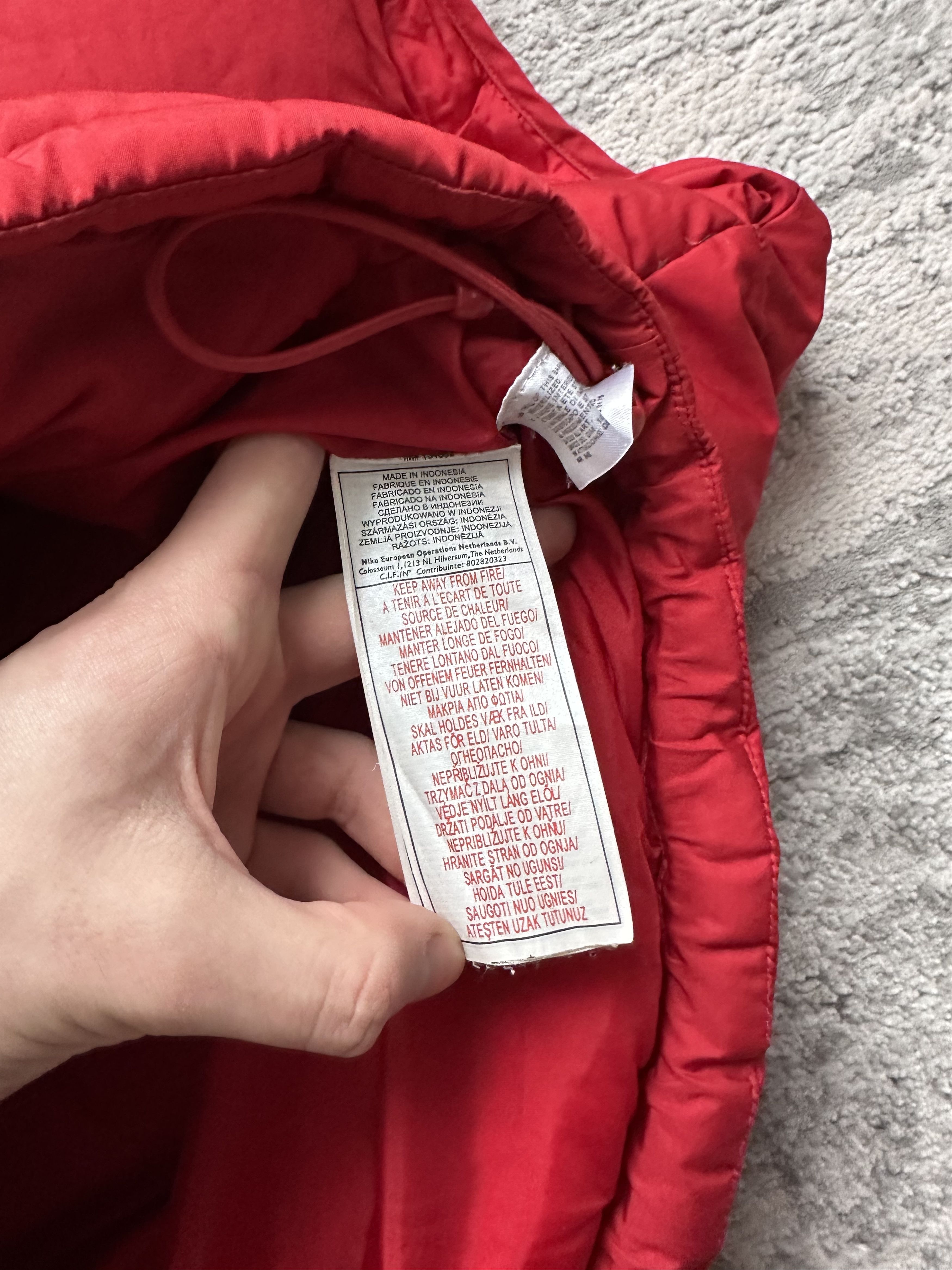 Nike Nike Vintage Down Vest Size US M / EU 48-50 / 2 - 9 Thumbnail