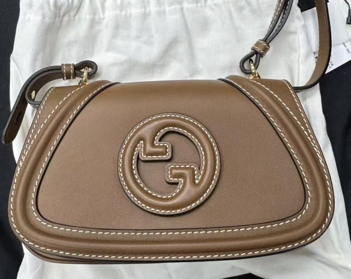 Gucci Gucci Blondie Brown Leather Saddle Bag. Size ONE SIZE - 1 Thumbnail