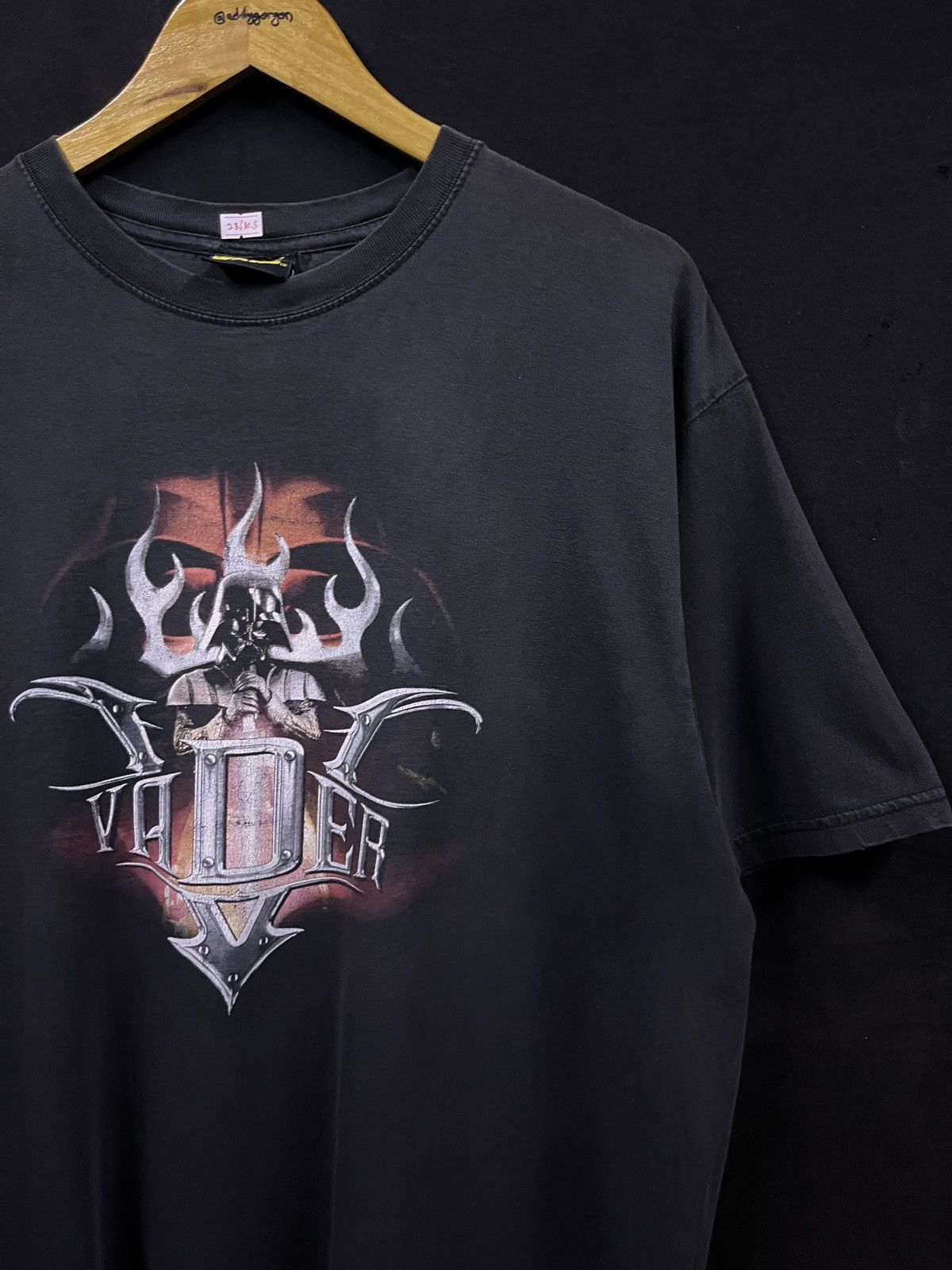 Vintage VINTAGE Y2K STAR WARS DARK VADER TSHIRT Size US L / EU 52-54 / 3 - 4 Thumbnail