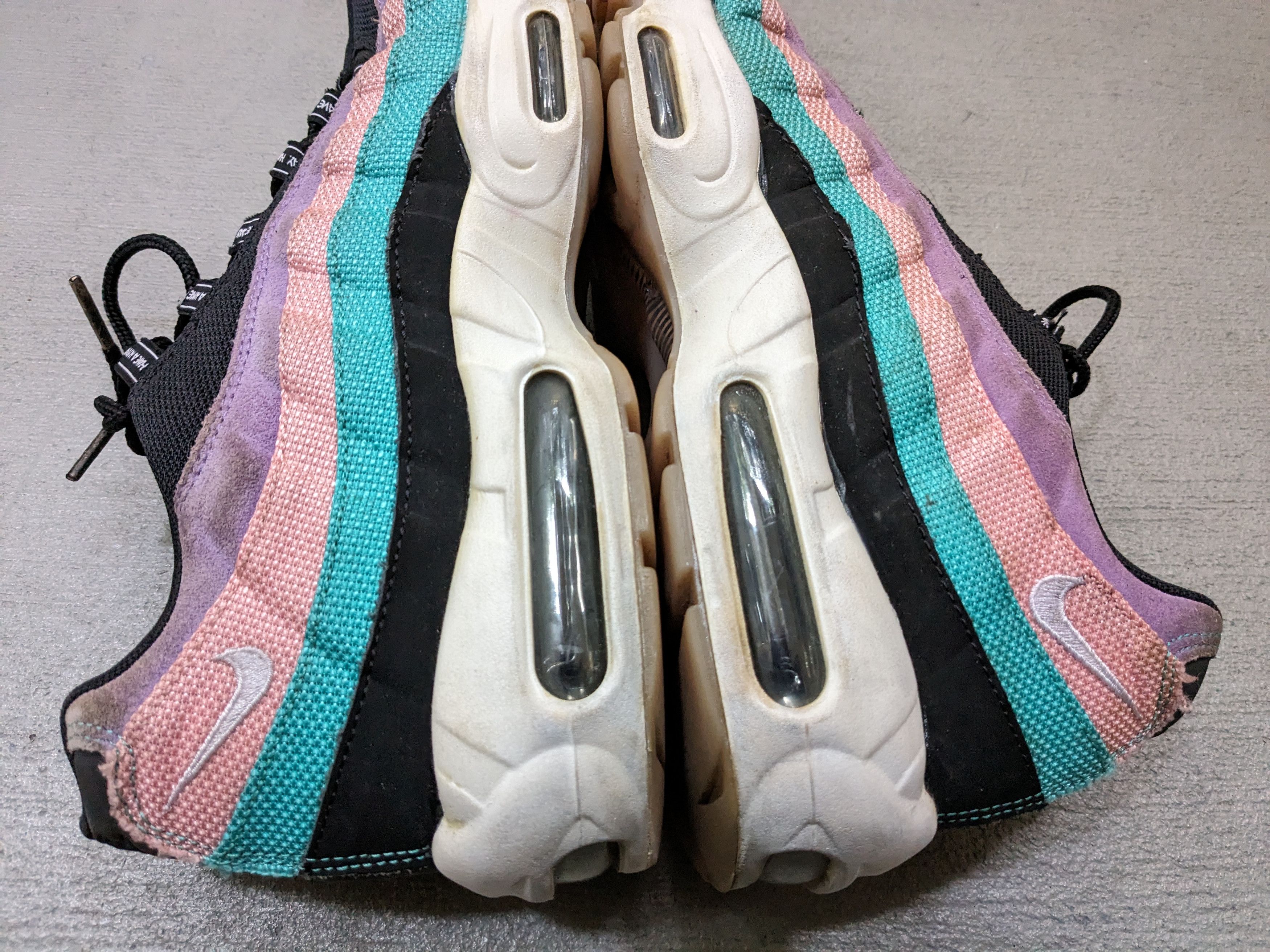 Nike Nike Air Max 95 Have a Nike Day Size 11.5 Suede BQ9131-001 Size US 11.5 / EU 44-45 - 8 Thumbnail